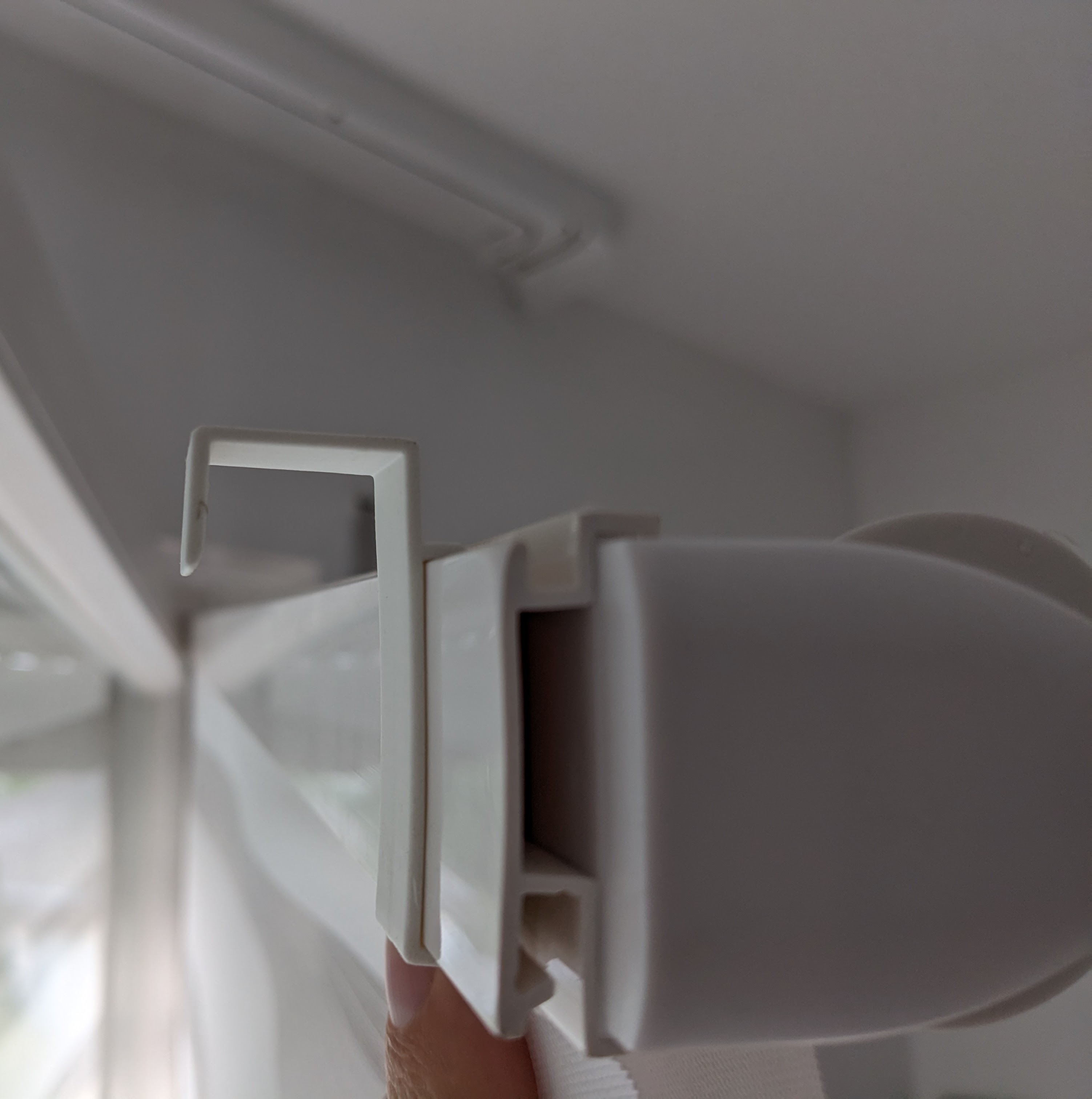 Window mounting clip for blinds by JvAh | Download free STL model