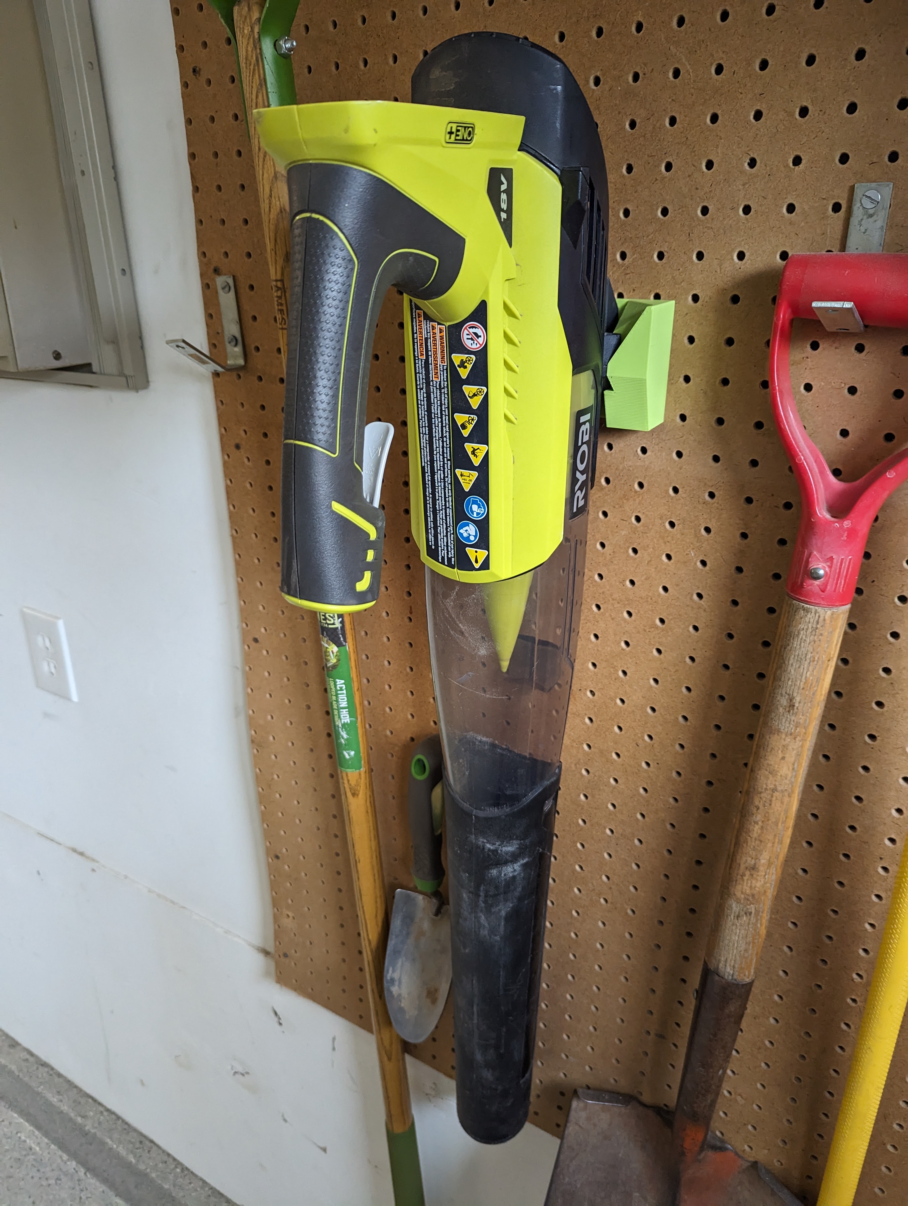 Ryobi Leaf Blower Mount - LABELED