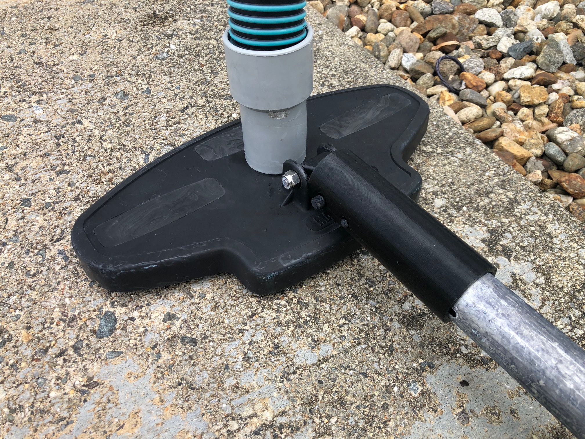 Pool vacuum head pole adapter by jrsone Download free STL model