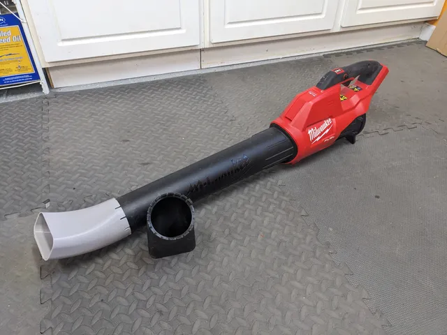 Milwaukee M18 Fuel Blower Attachment