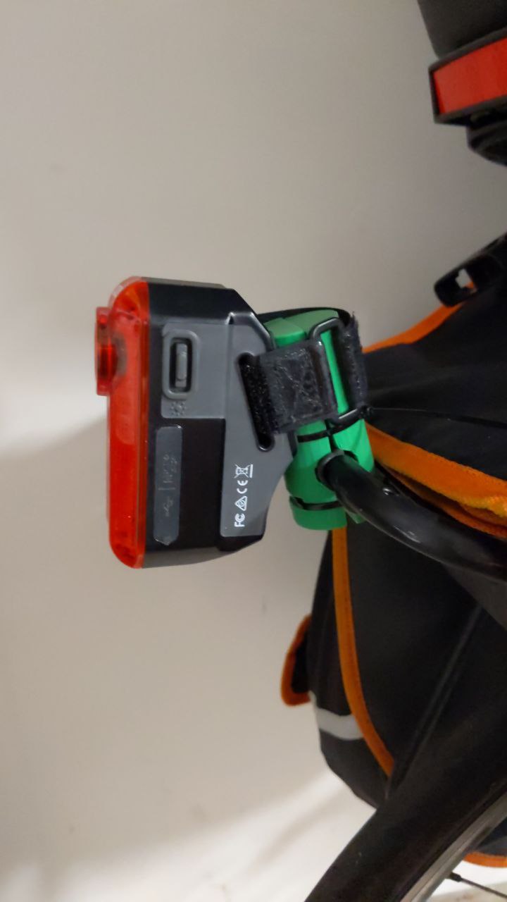 Pannier to Virtual Rear Seatpost Adapter