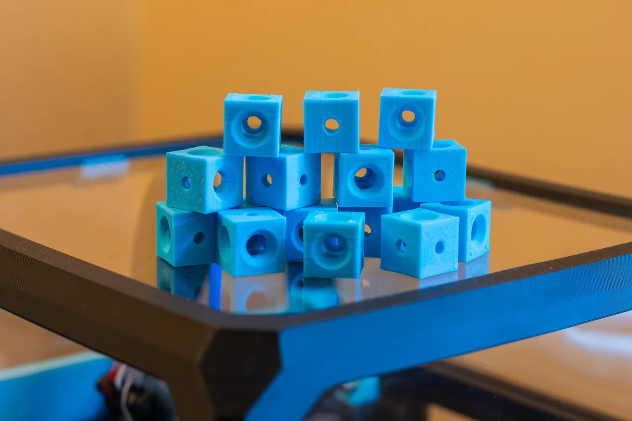 Makerbeam XL Corner Cube (1515 extrusion) by