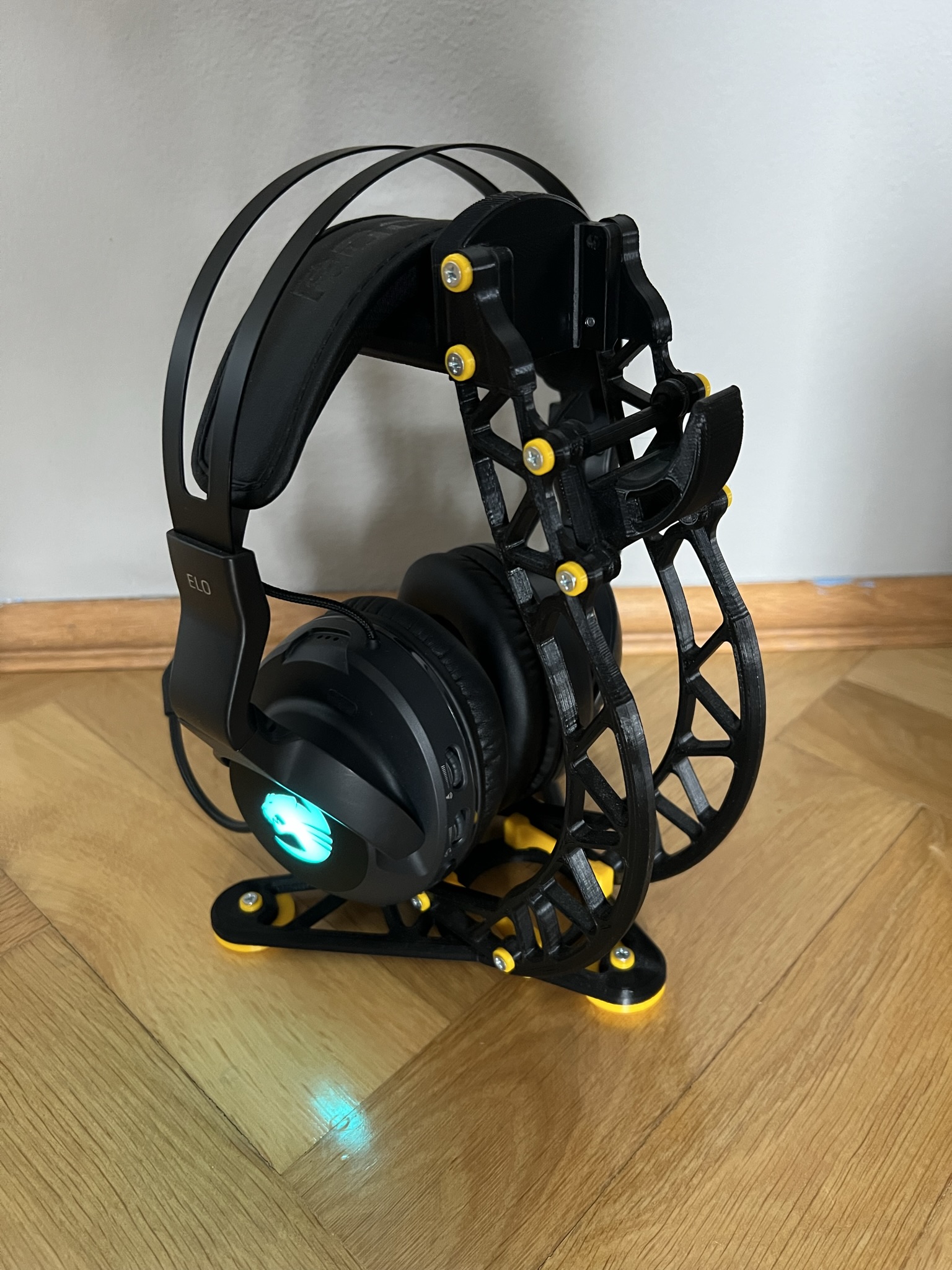 Miniatura 3 do modelo 3D Headphone Stand