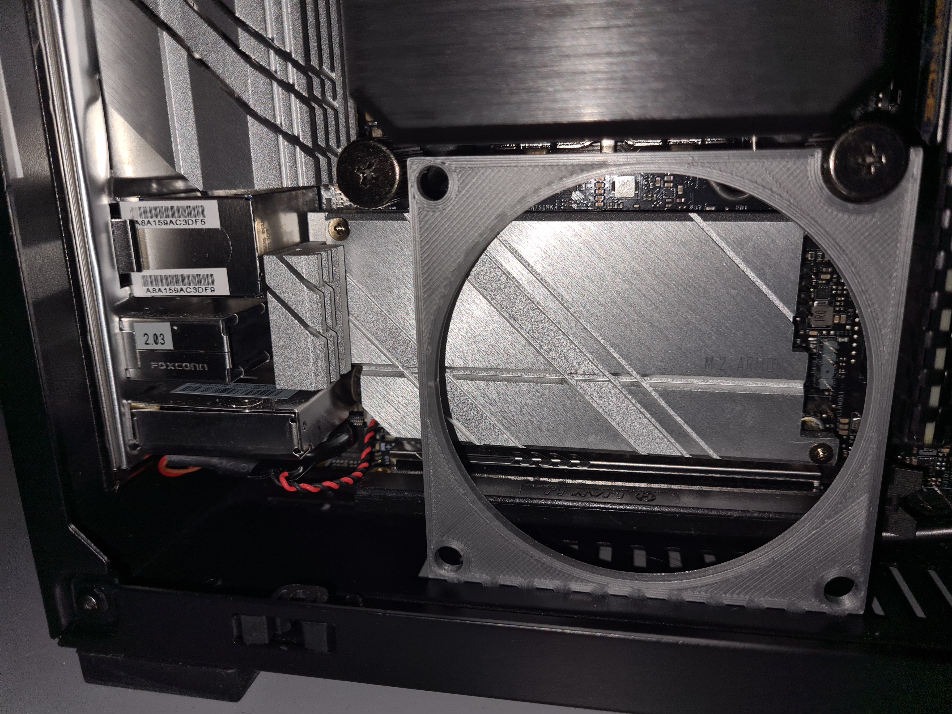 A4-H2O: 80 mm side fan mount