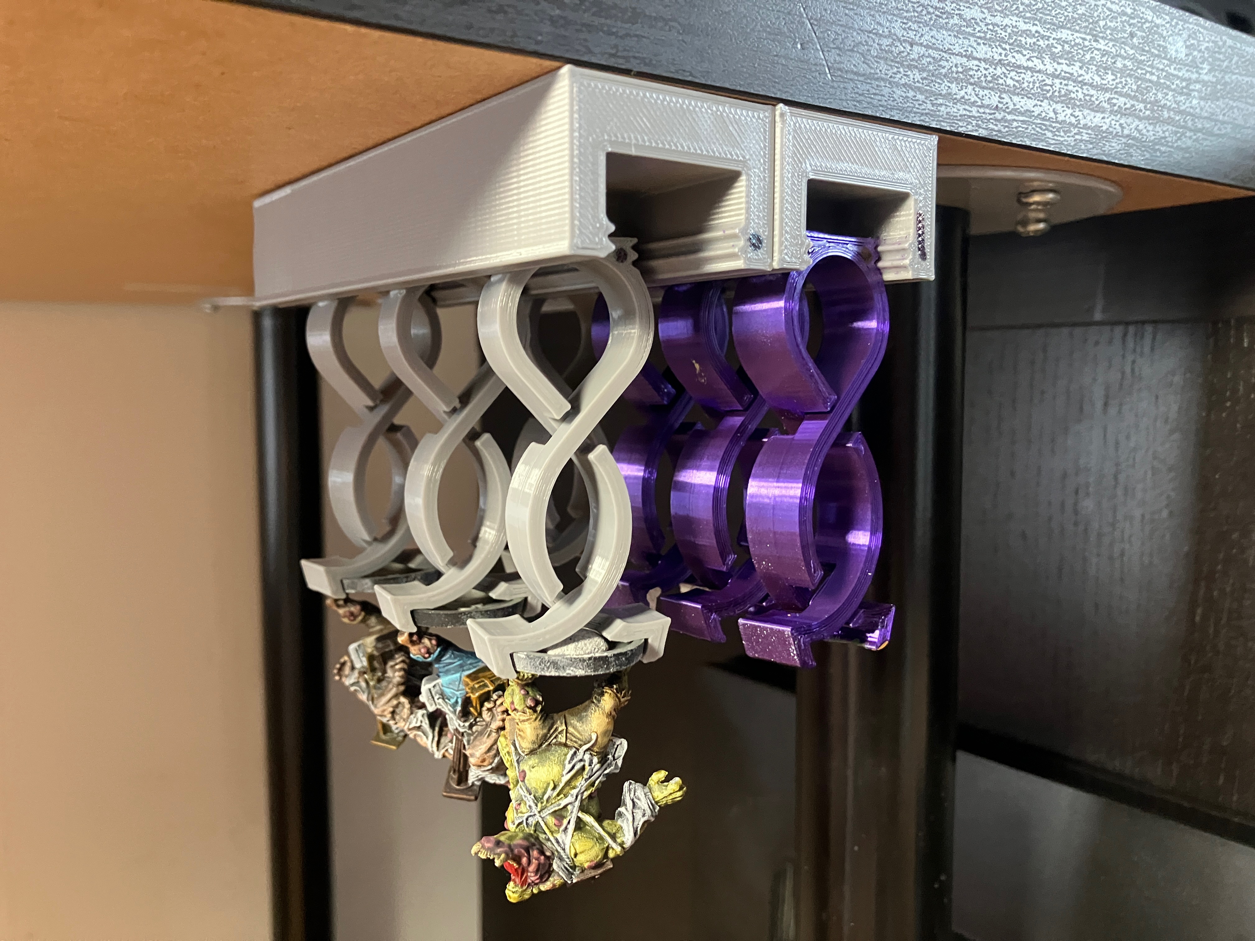 Screw Mounted 'Miniature Holder' Holder