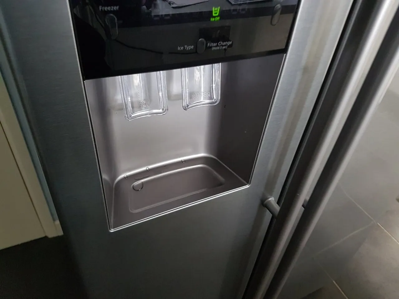 Water Dispenser Drip Tray For Samsung Refrigerator by grubbmake, Download  free STL model