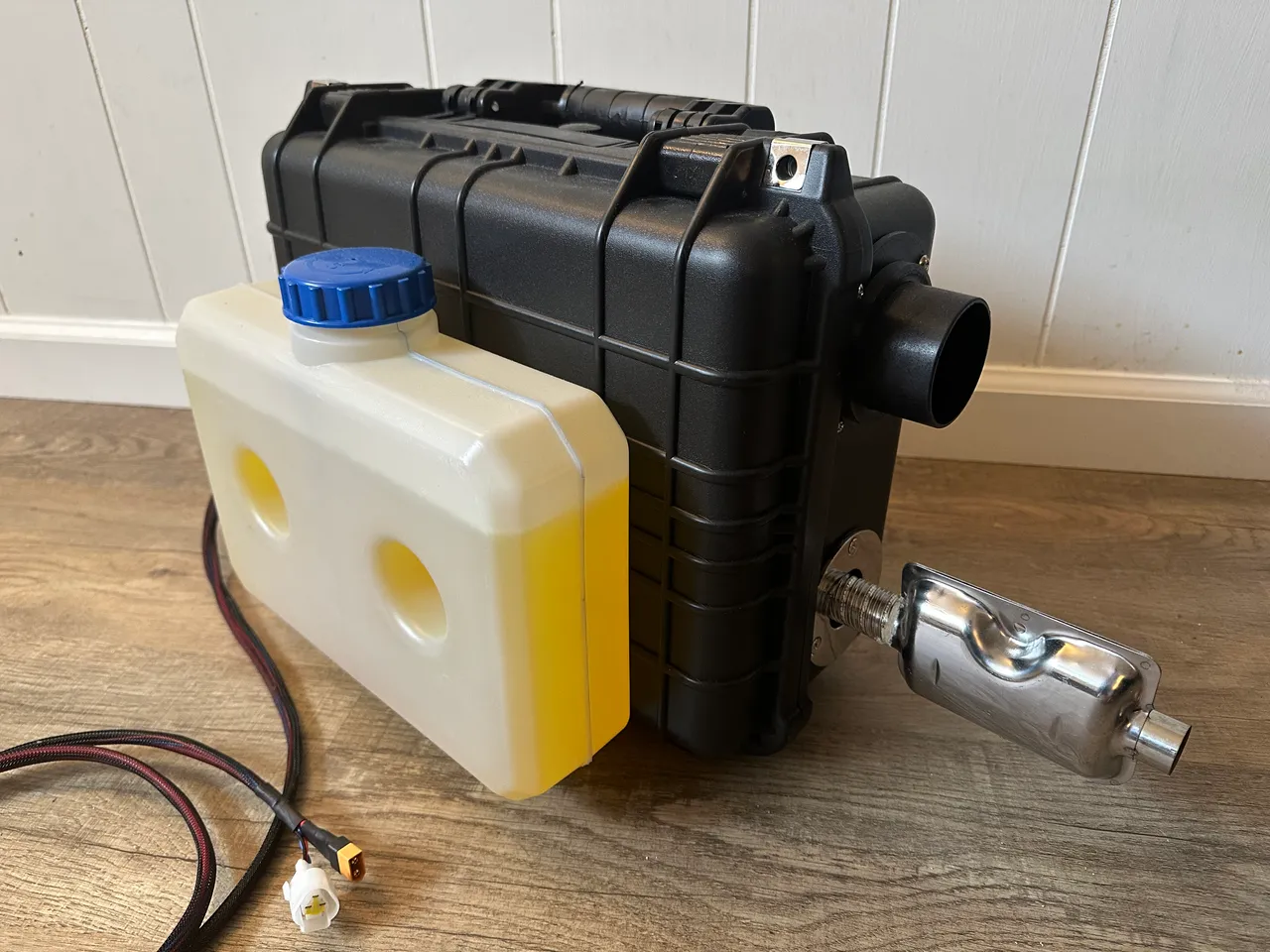 Diesel Heater in a Weatherproof Case by kluiten, Download free STL model