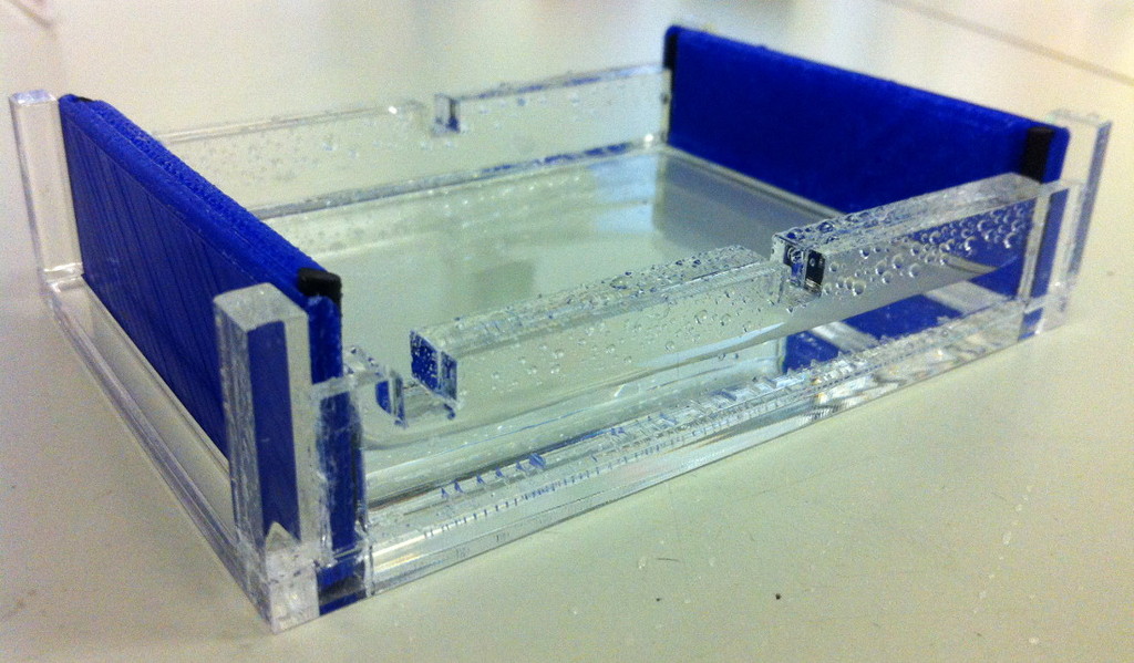 Parametric gel electrophoresis system by LIBRE hub | Download free STL ...