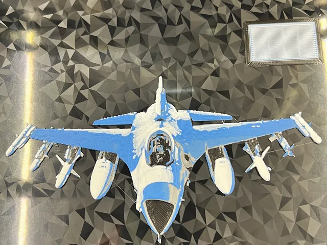 F16 - HueForge
