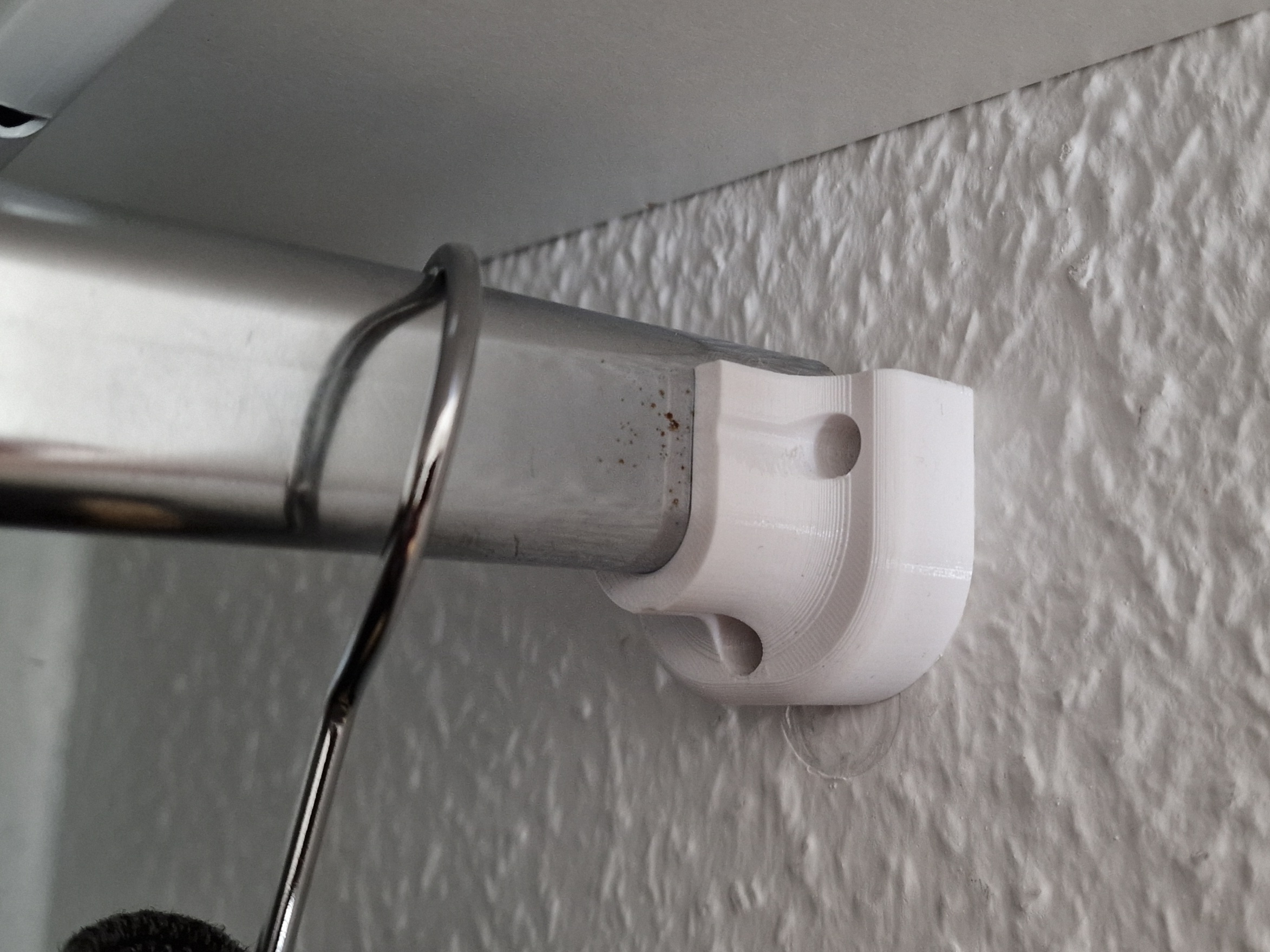 IKEA - Kleiderstangenhalter - clothes rail bracket