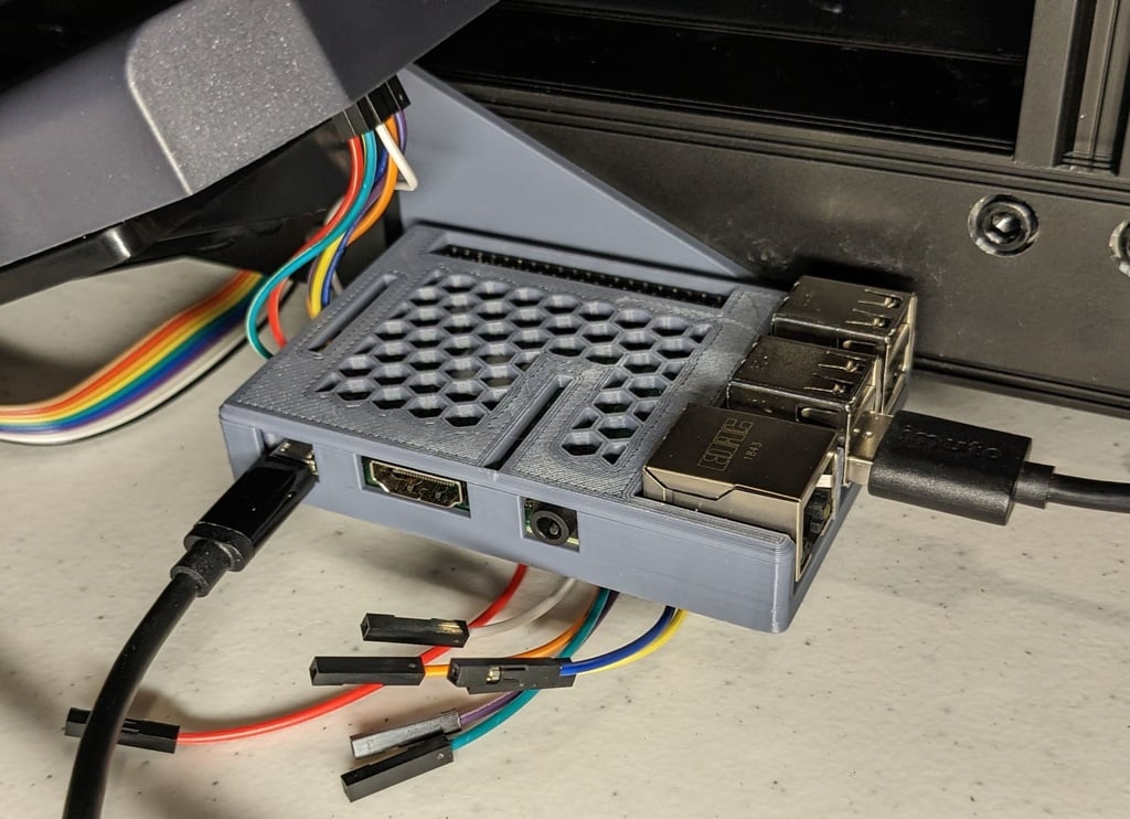 Raspberry Pi case (model B+/2/3) with Ender 3 S1 mounting bracket