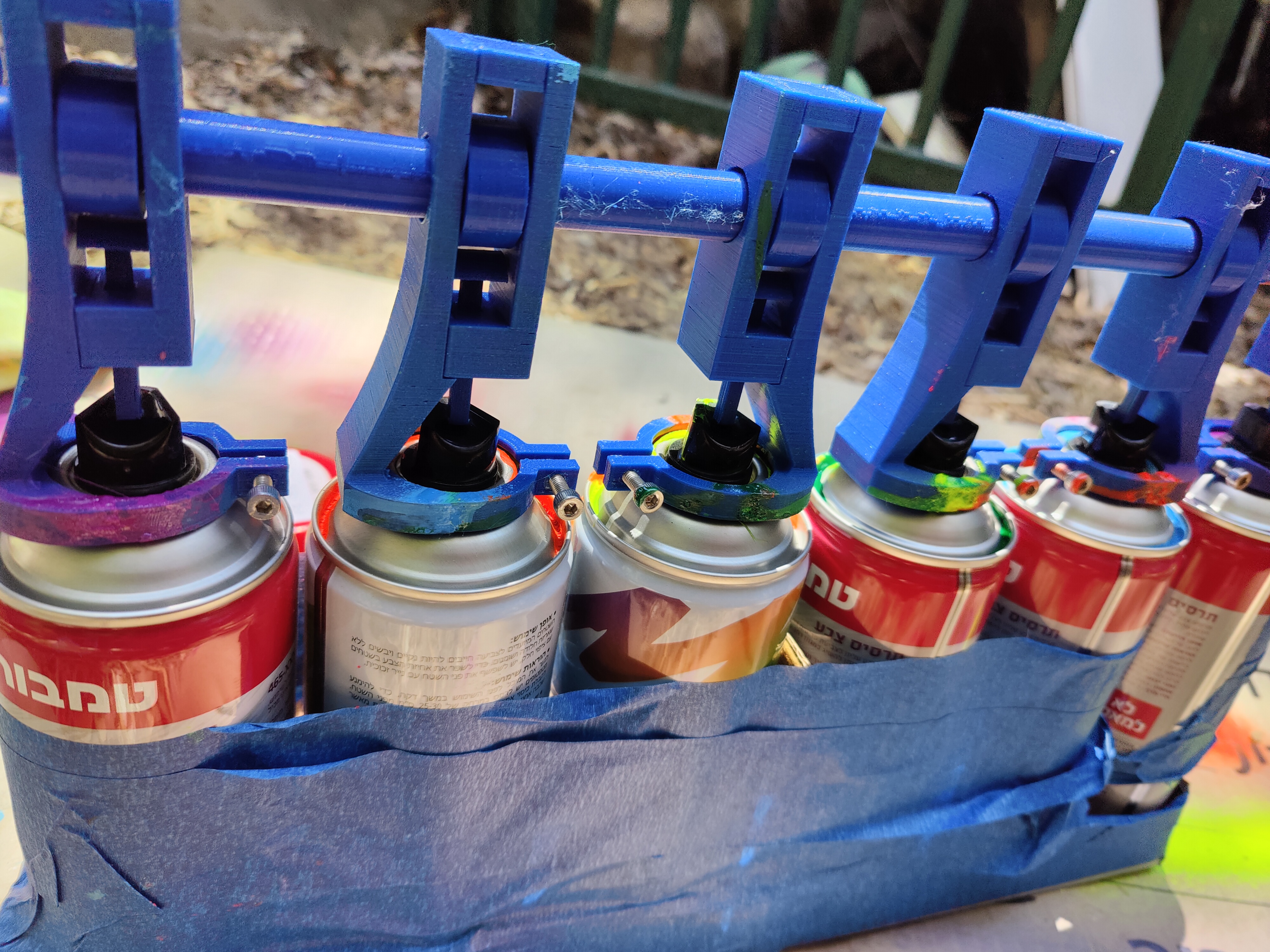 Miniatura 10 do modelo 3D Pride Flag Sprayer