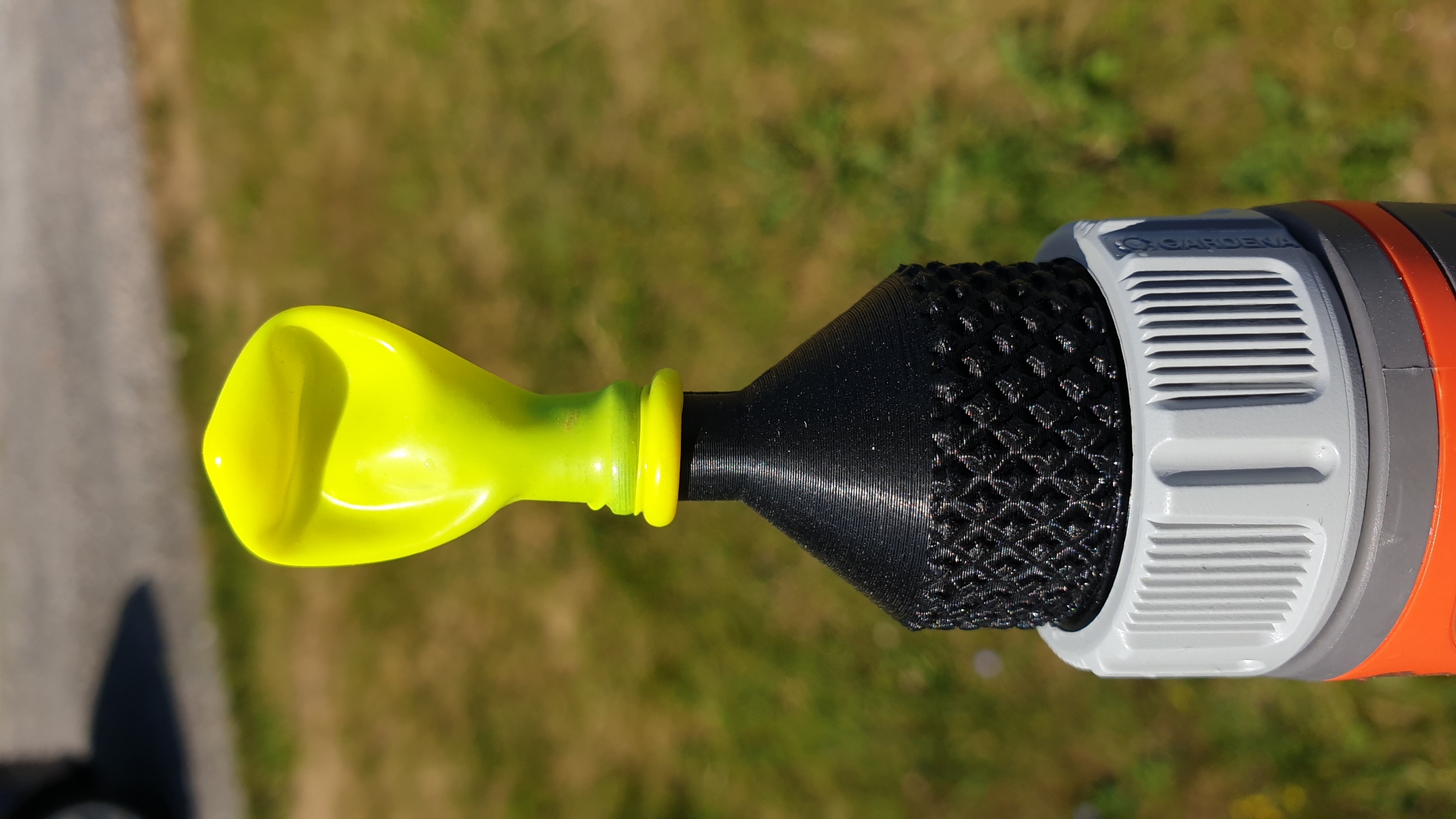 Water balloon nozzle by Palwador Download free STL model