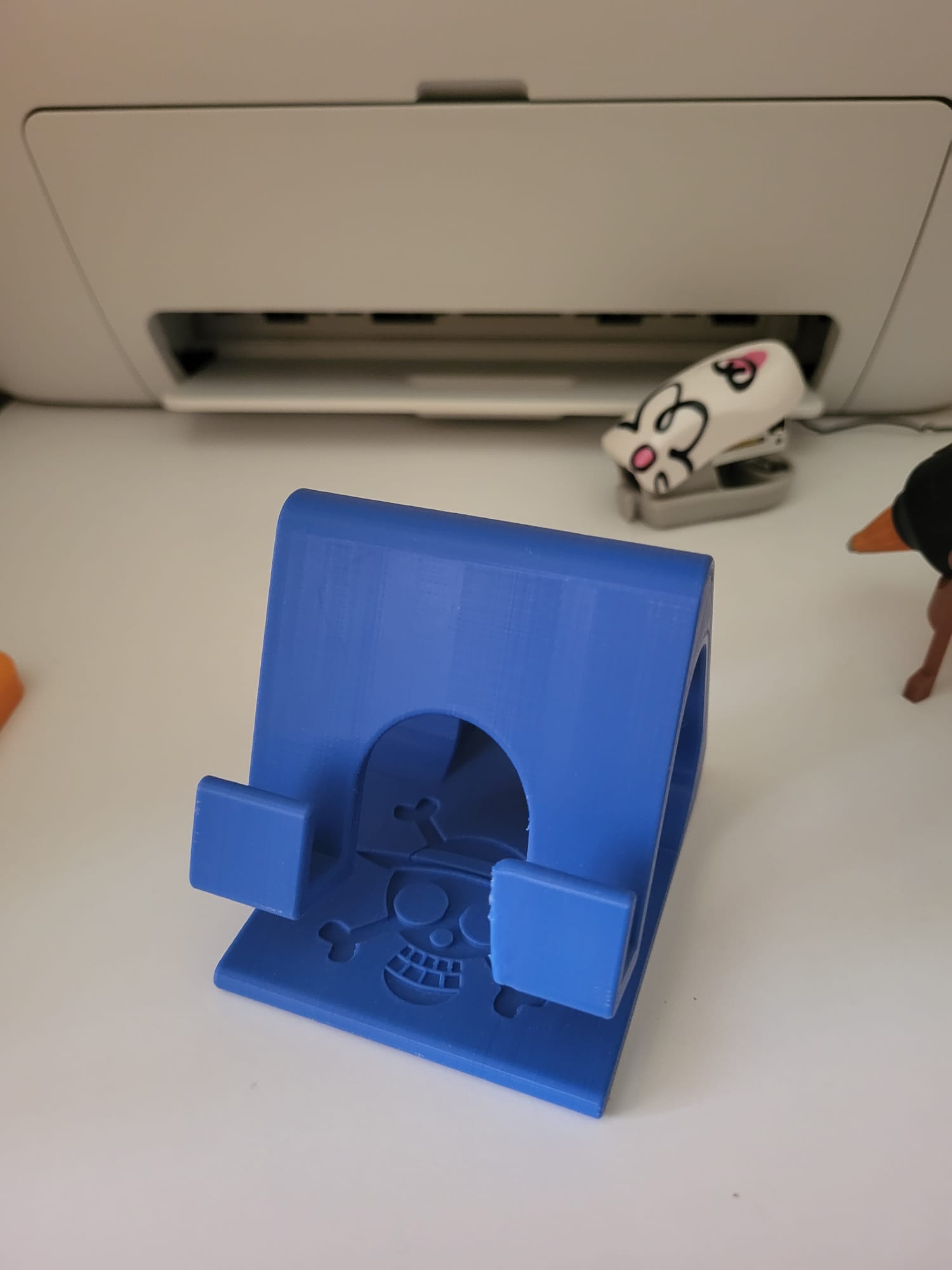 Phone stand OnePiece