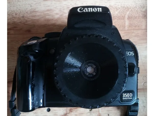 Canon EOS pinhole adapter