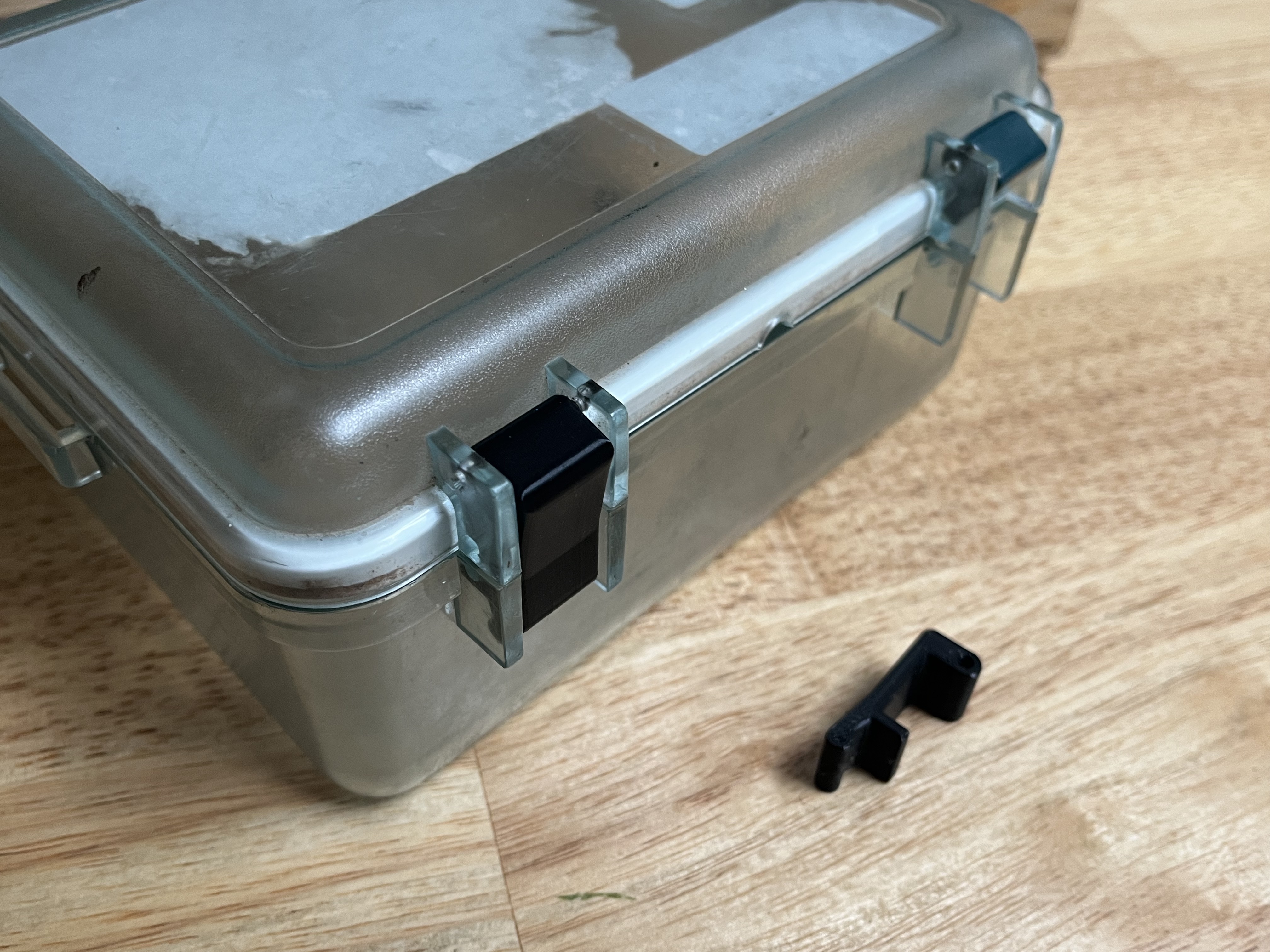 GSI Outdoors Lexan Gearbox Latch/Clip