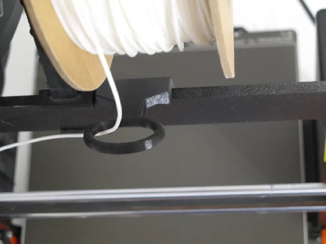 Filament Guide with Oval Opening