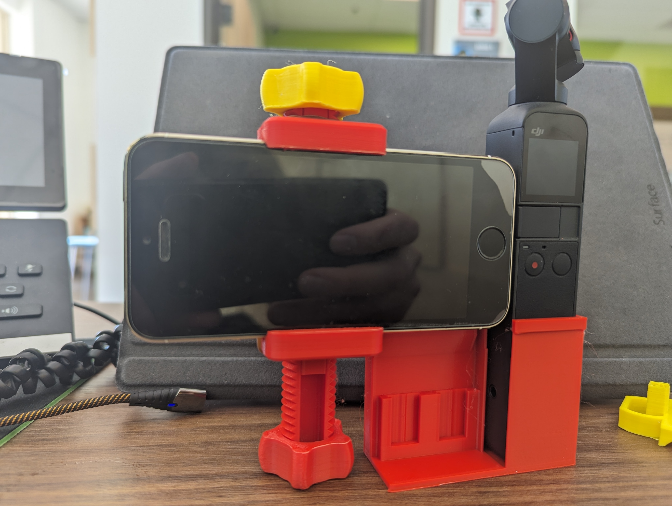 DJI Osmo Pocket 2 Universal Phone holder
