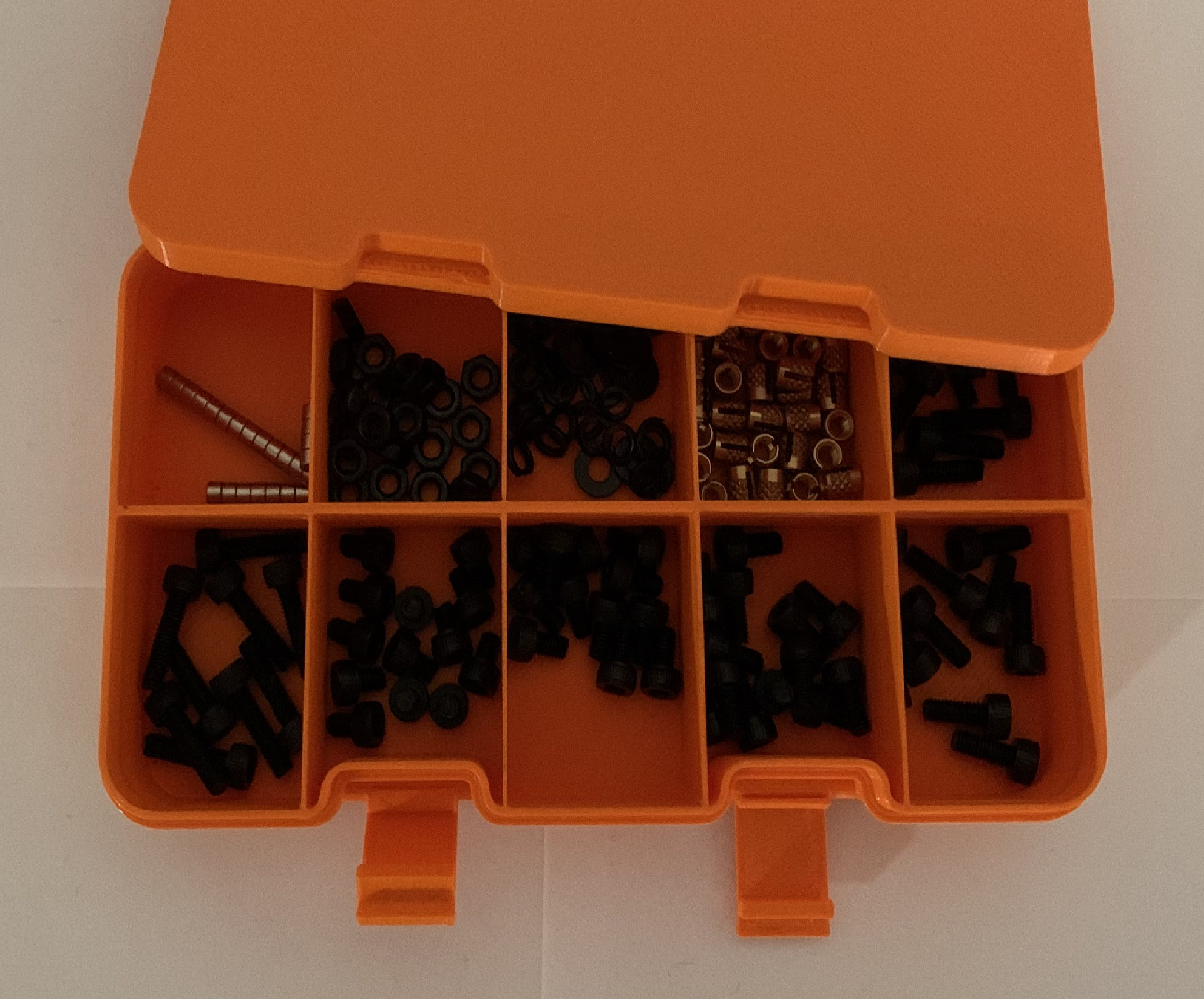 Miniatura 2 do modelo 3D Tiny screw box