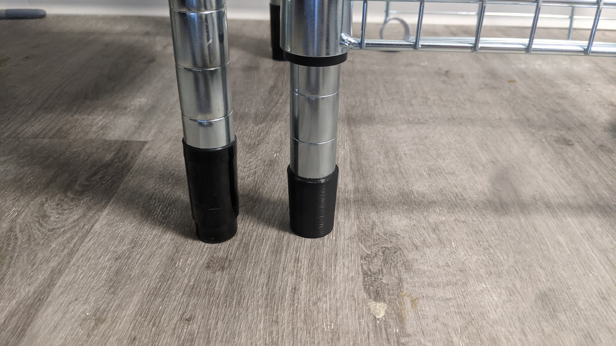 Wire Shelf Foot (1 inch tubing) by Chris O Download free STL model