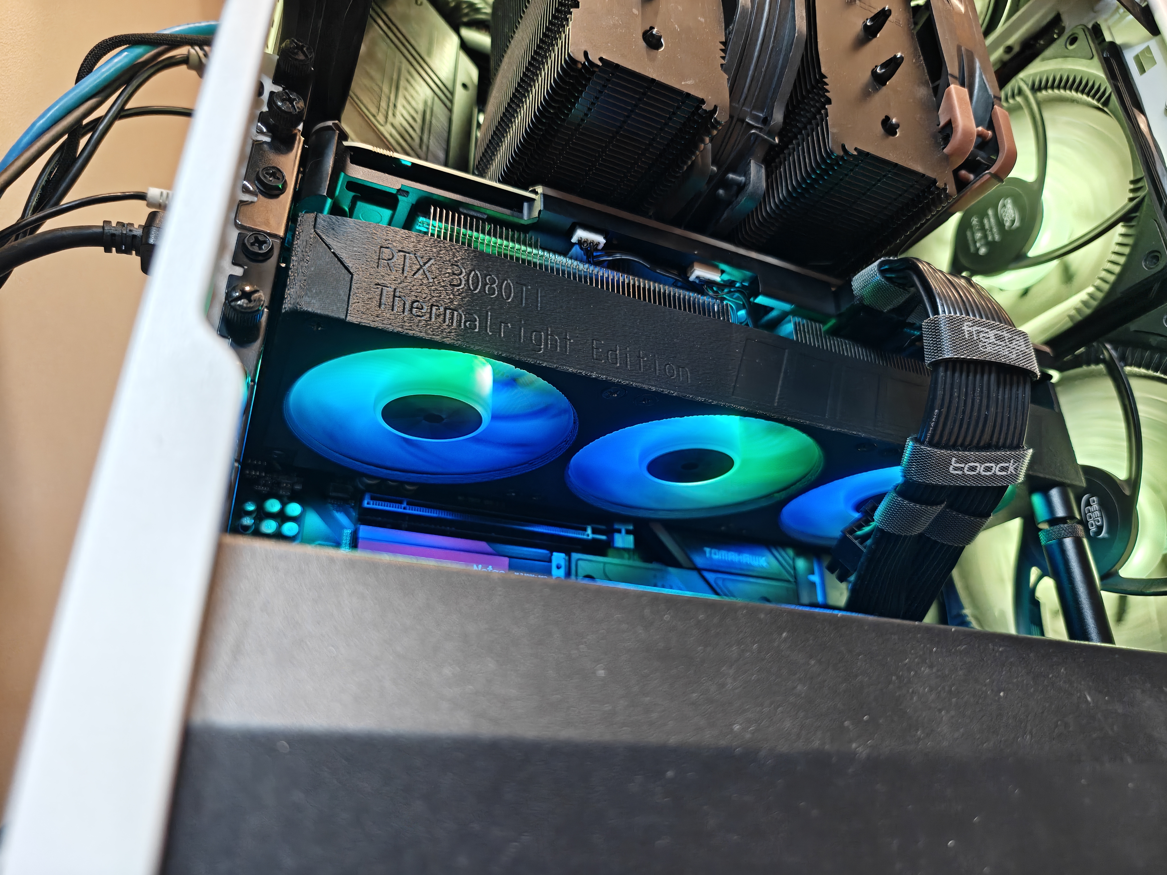 GeForce RTX 3080 Ti GamingPro 92x25 3 fan shroud
