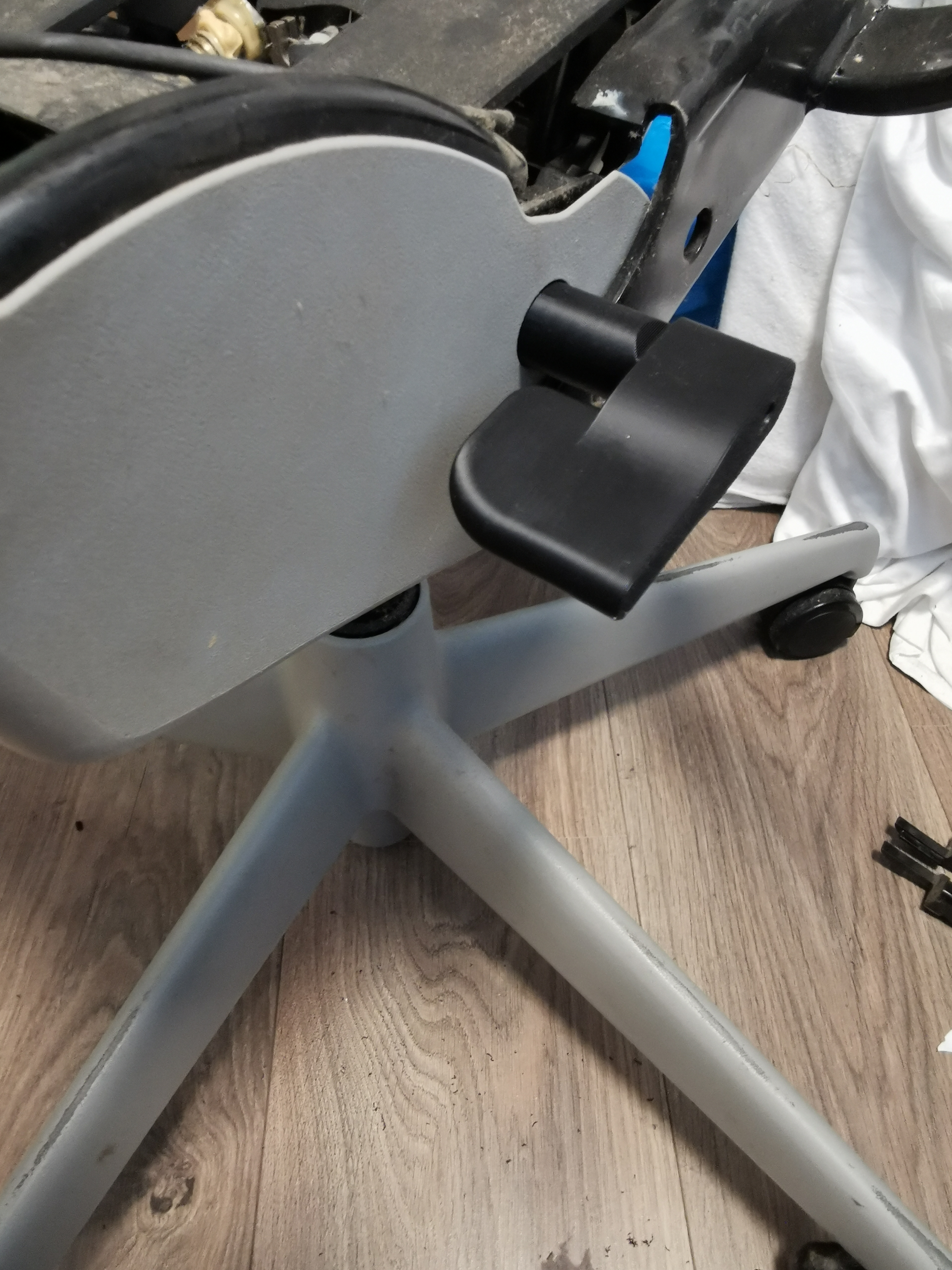 Herman Miller Mirra 1 - Tilt Lever