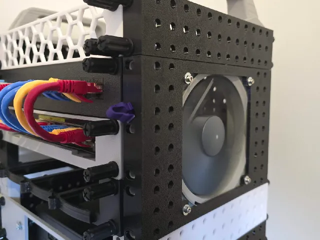 3U side panel for mounting 12cm Fan (Galaxy Cluster Addon)