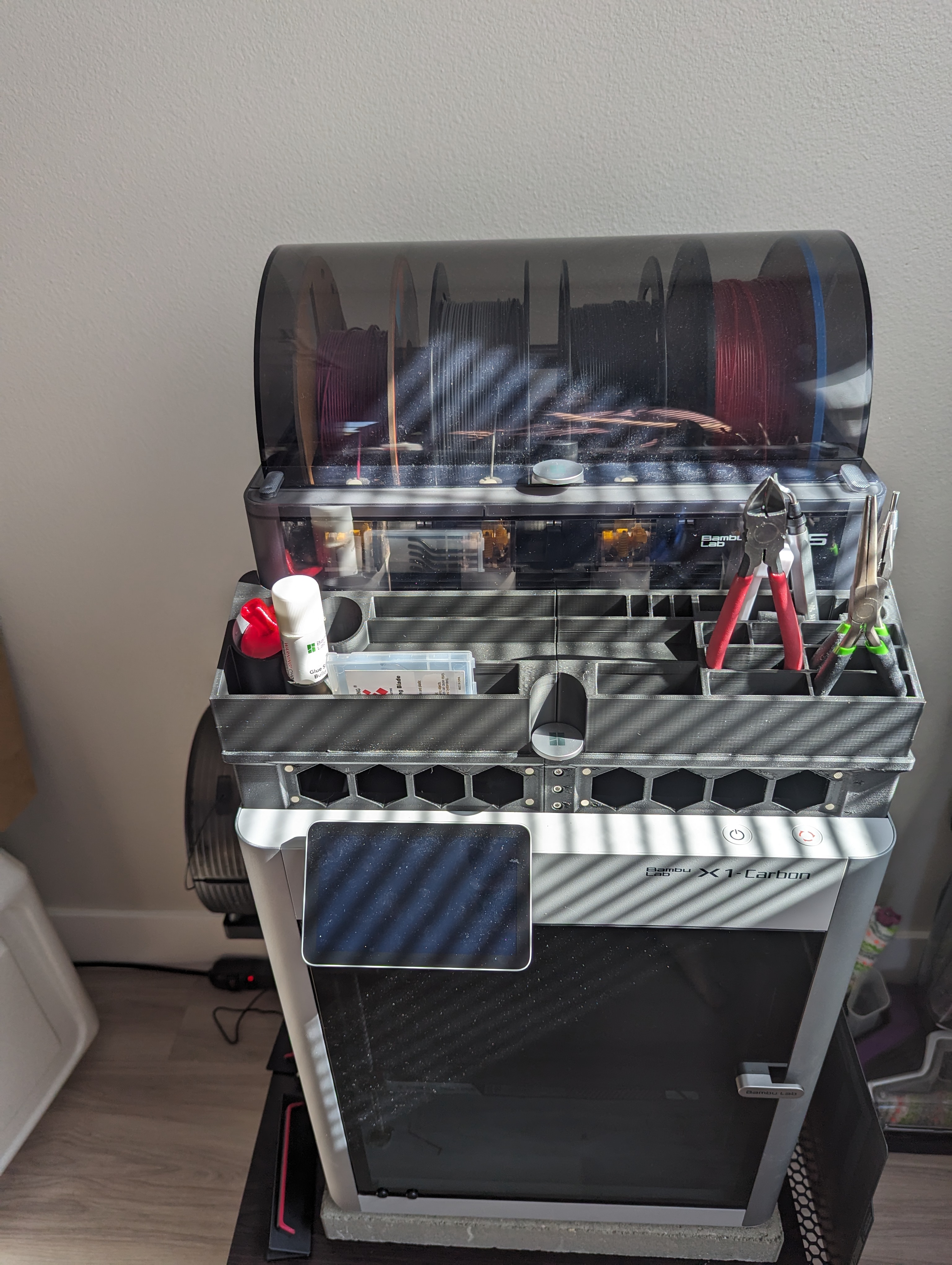 Bambulab X1 Carbon with AMS top tool storage - trimmed