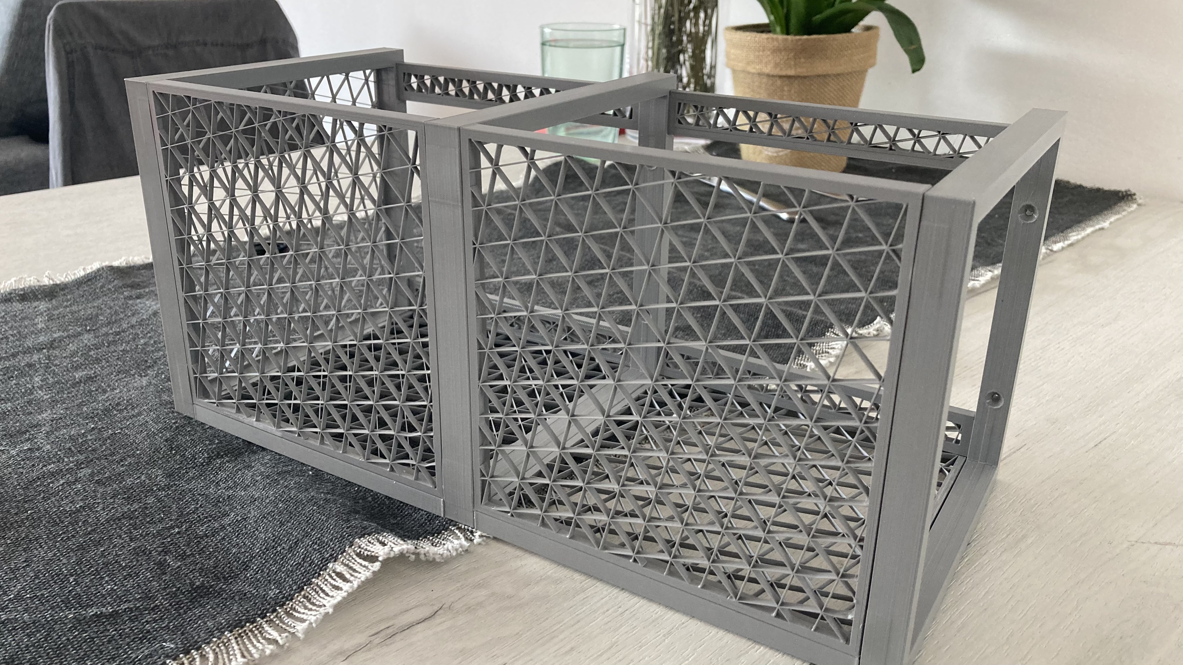 Modular Organiser for Flyers