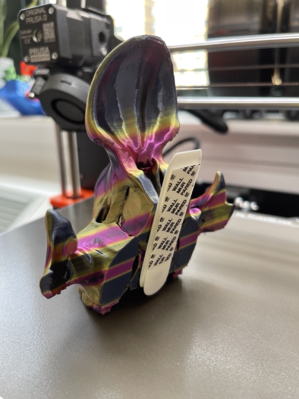 skull-holder-for-glasses-command-strip-mount-by-raymaclabs-download