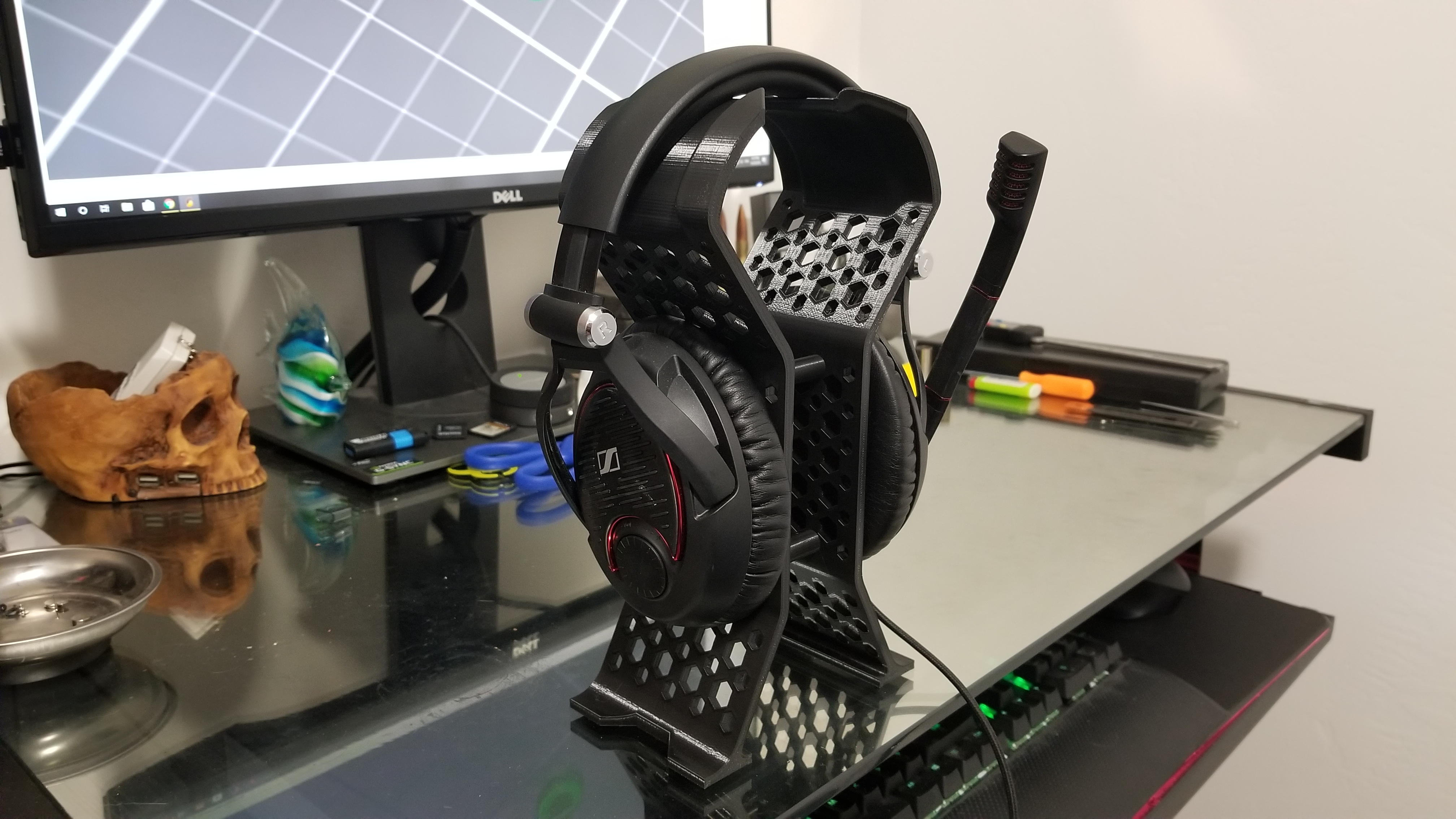 Updated Hex 2 Piece Headphone Stand