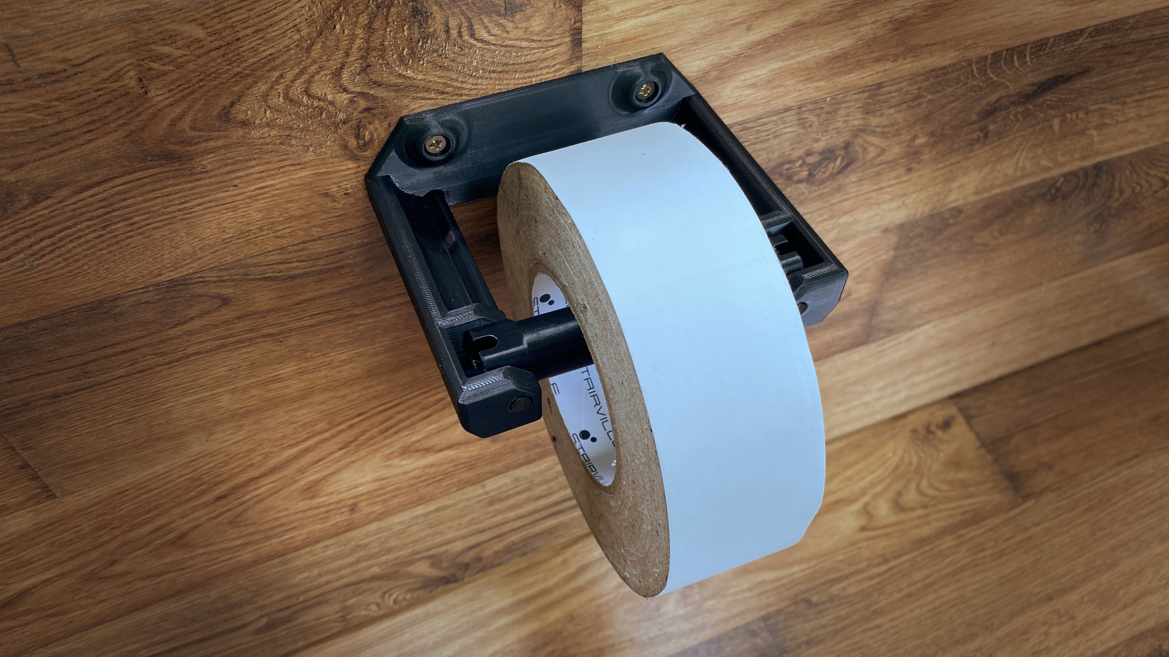 Automatic tape holder