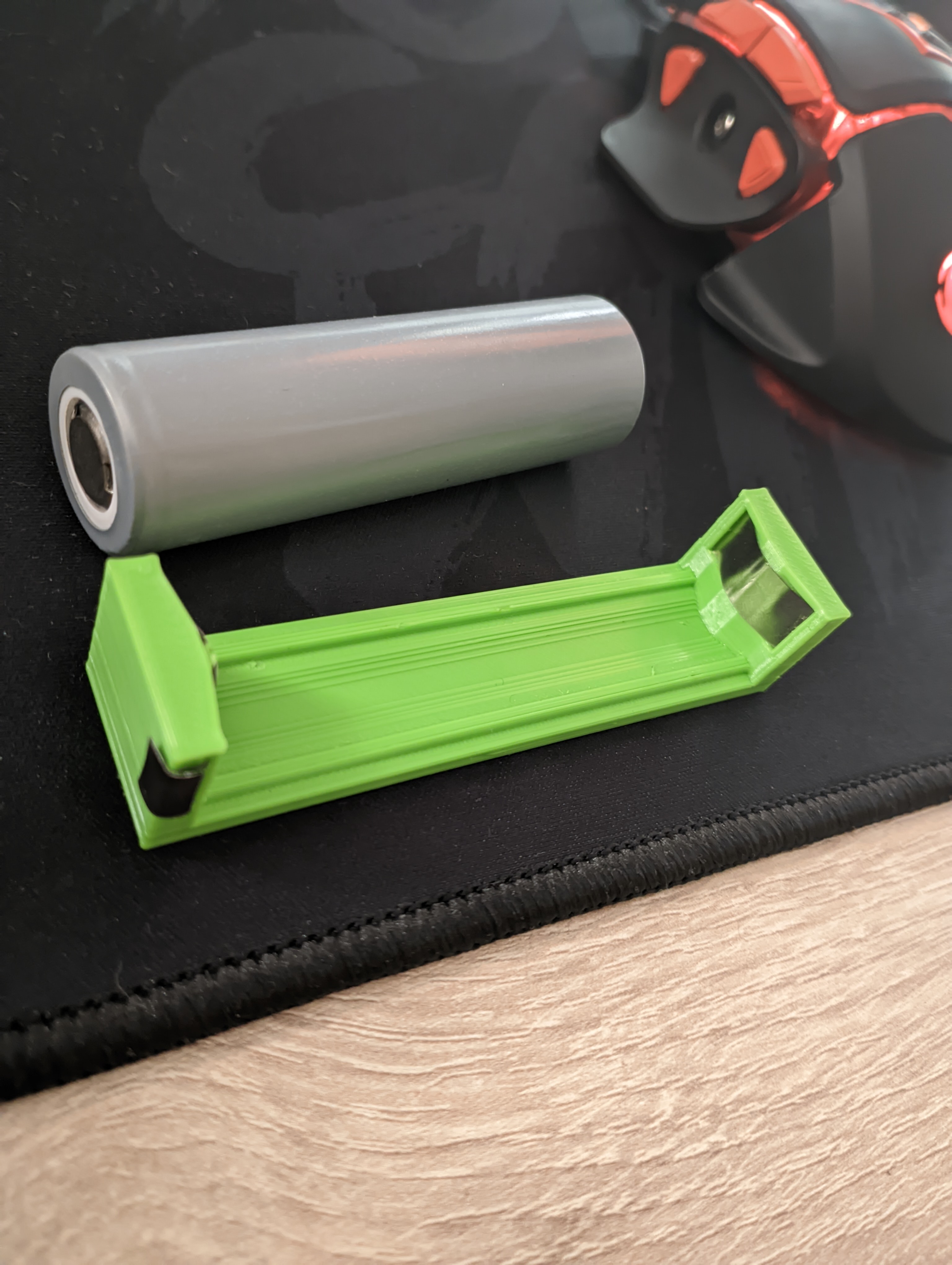 Miniatura 2 do modelo 3D holder 21700