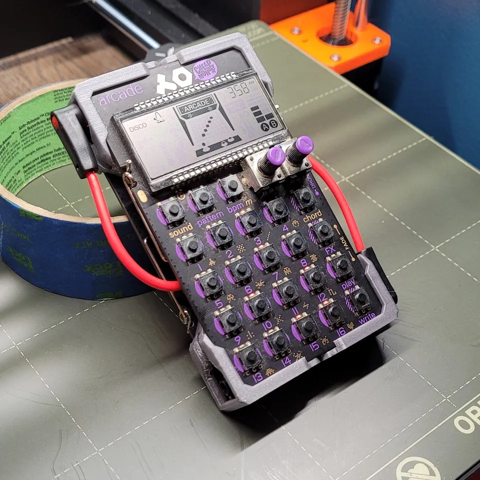 Pocket Operator Back-to-Back Case by Teque5 | Download free STL