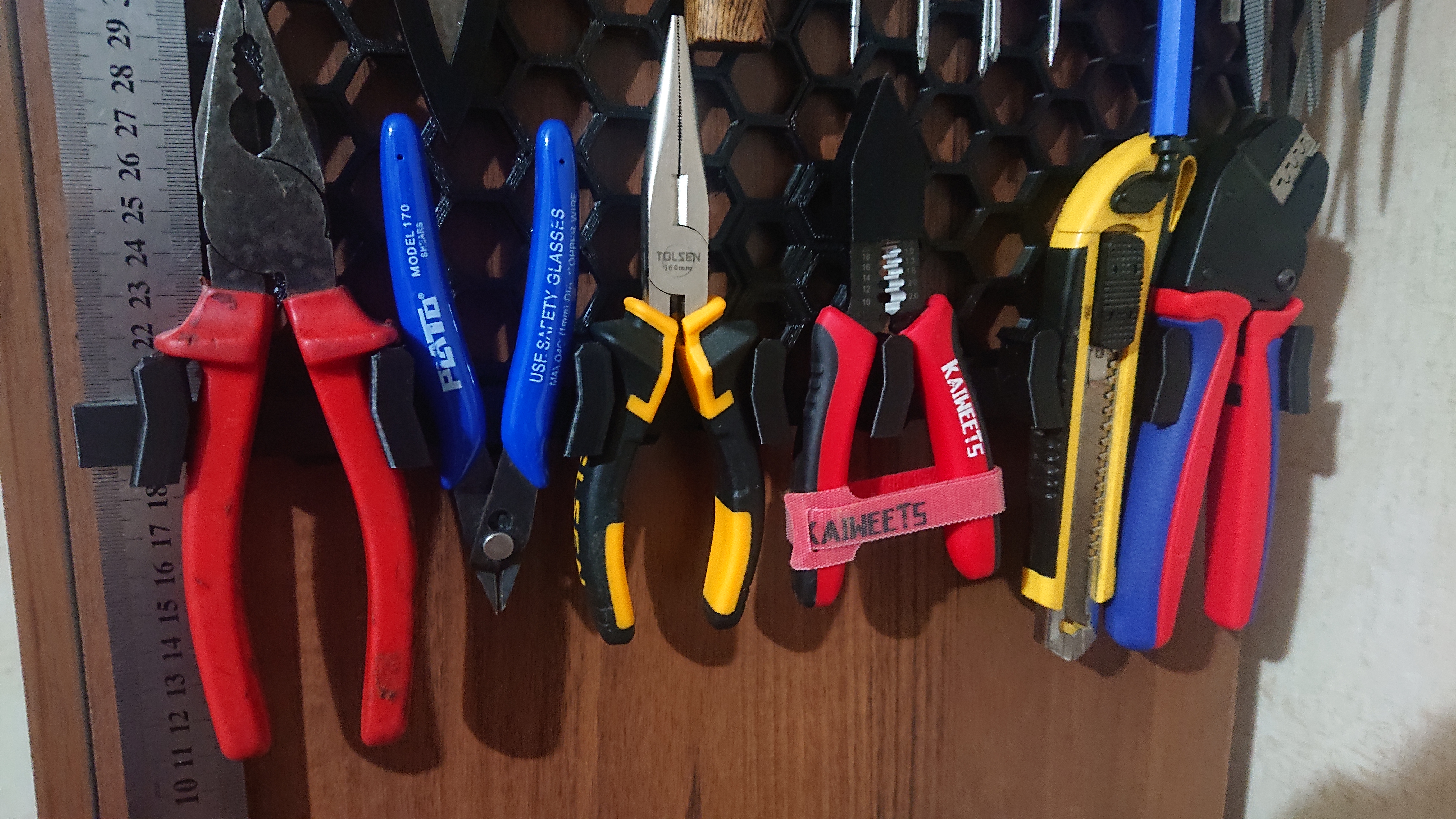 HSW pliers holder