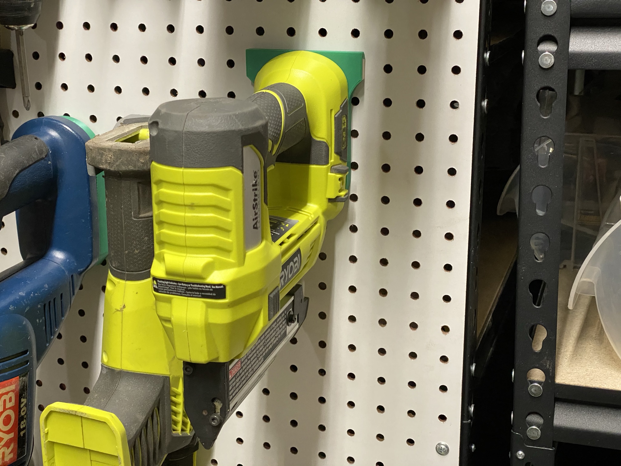 Ryobi Power Tool Pegboard Holder Par Theamzngq T L Chargez   Img 0290 