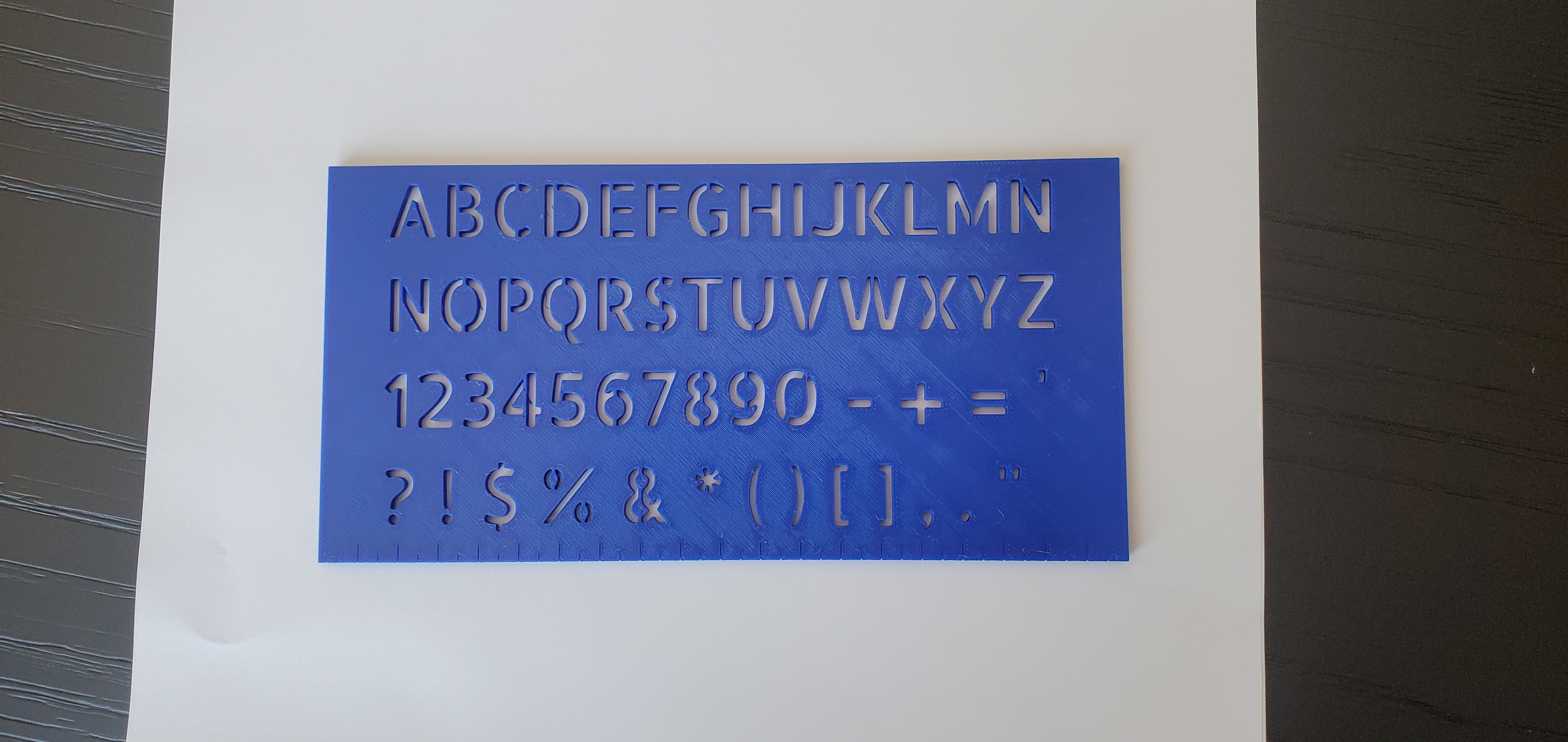 Miniatura 2 do modelo 3D Alphabet Ruler