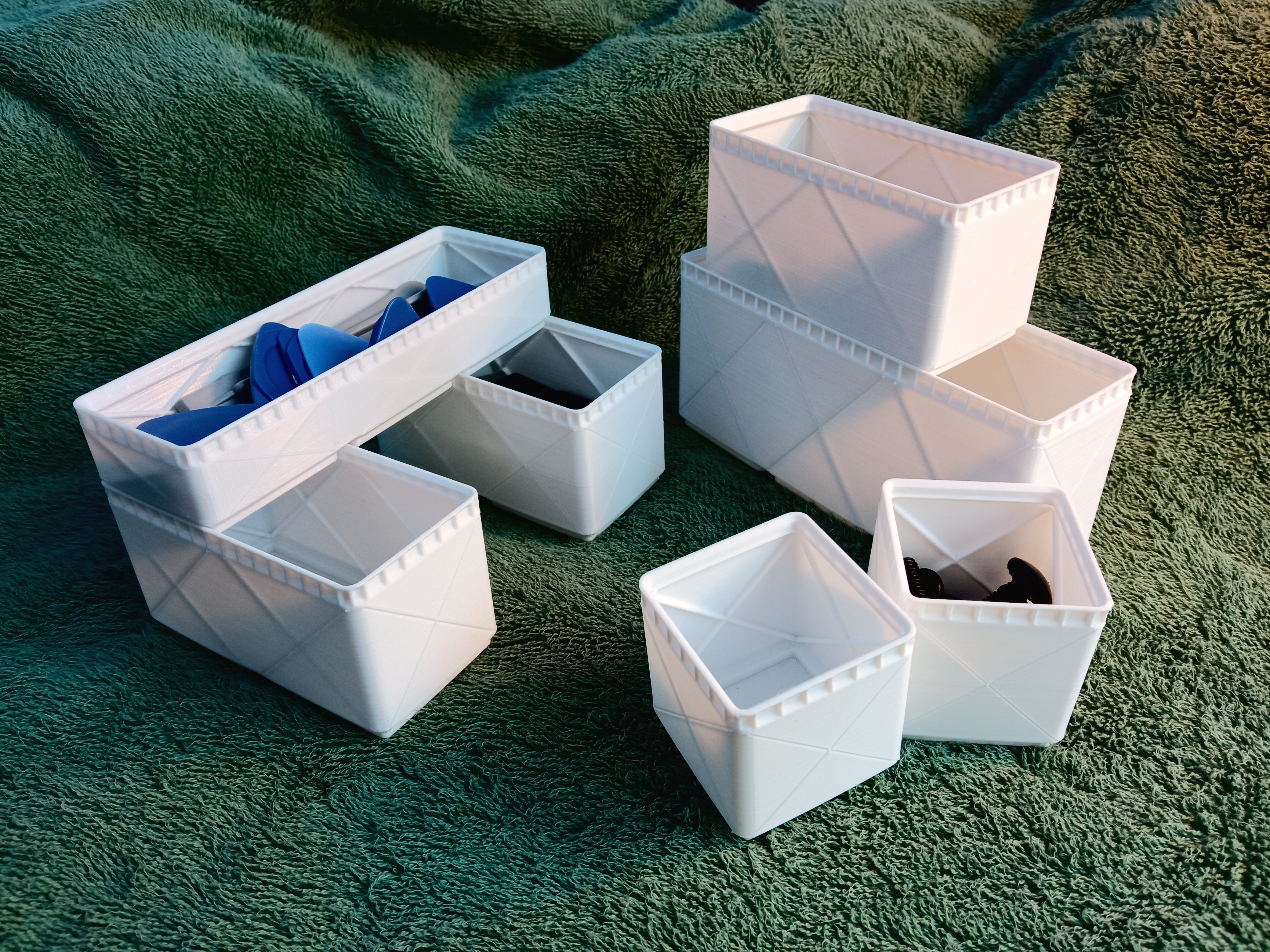 Reinforced Economical Gridfinity Bins - No vase mode (w/ half grid)