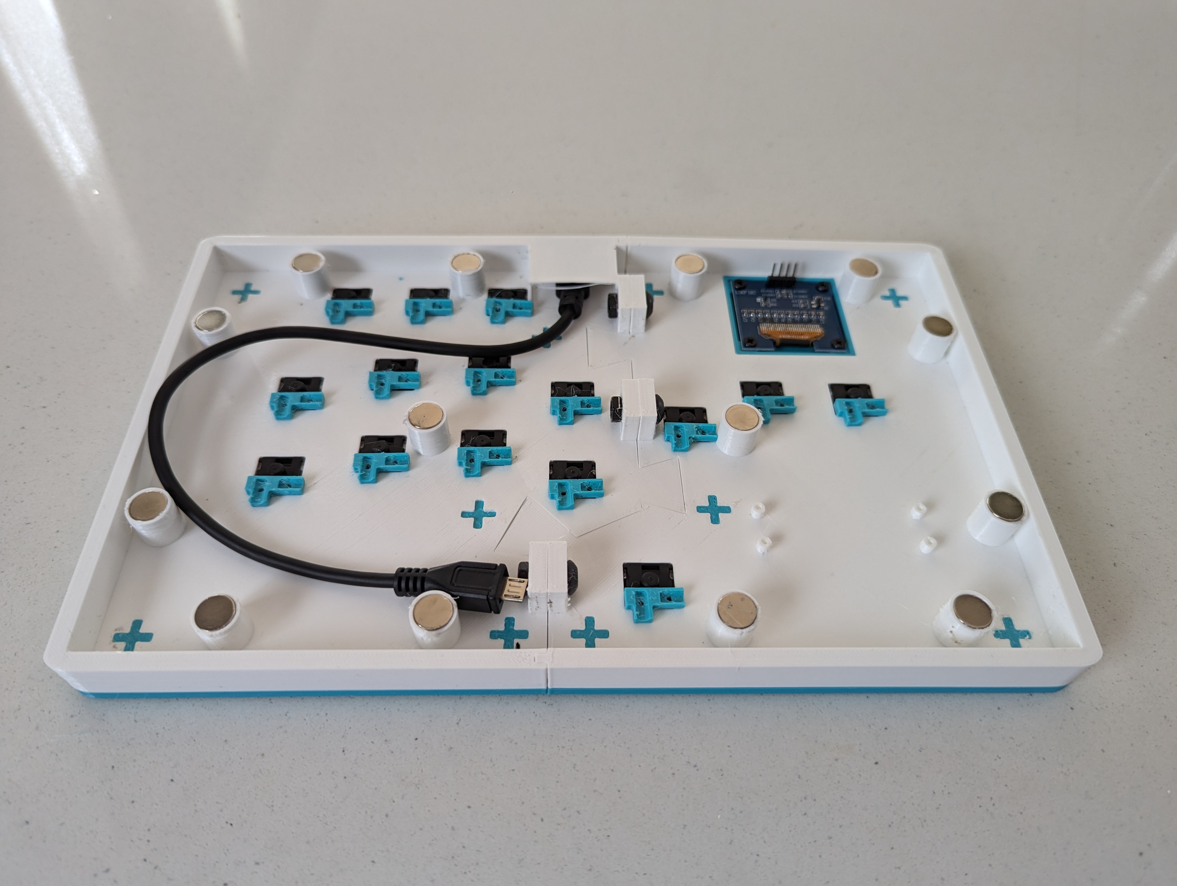 Miniatura 2 do modelo 3D Compact Hitbox/Leverless Controller for mini print bed