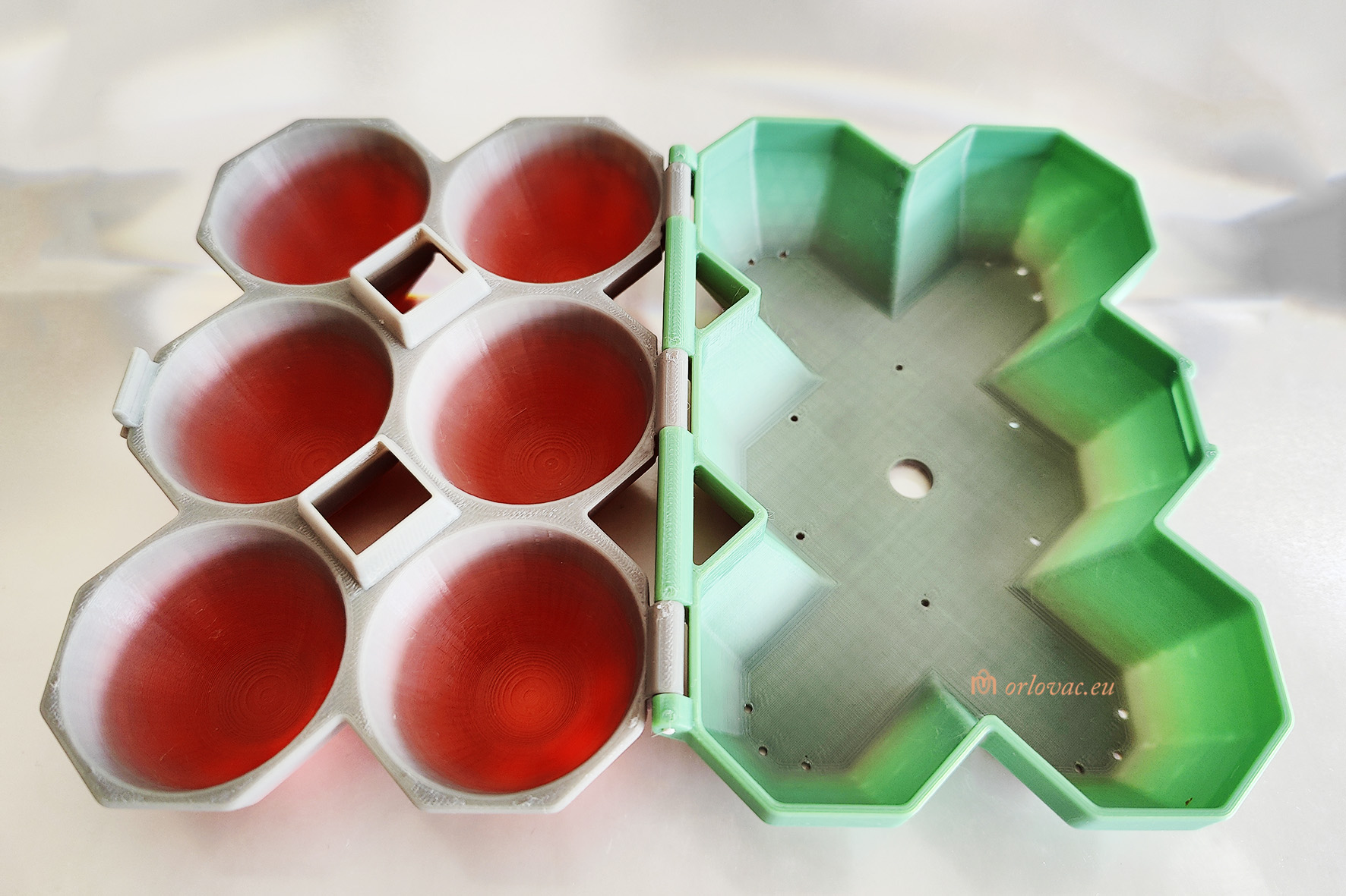 Miniatura 28 do modelo 3D Egg Box Six Pack