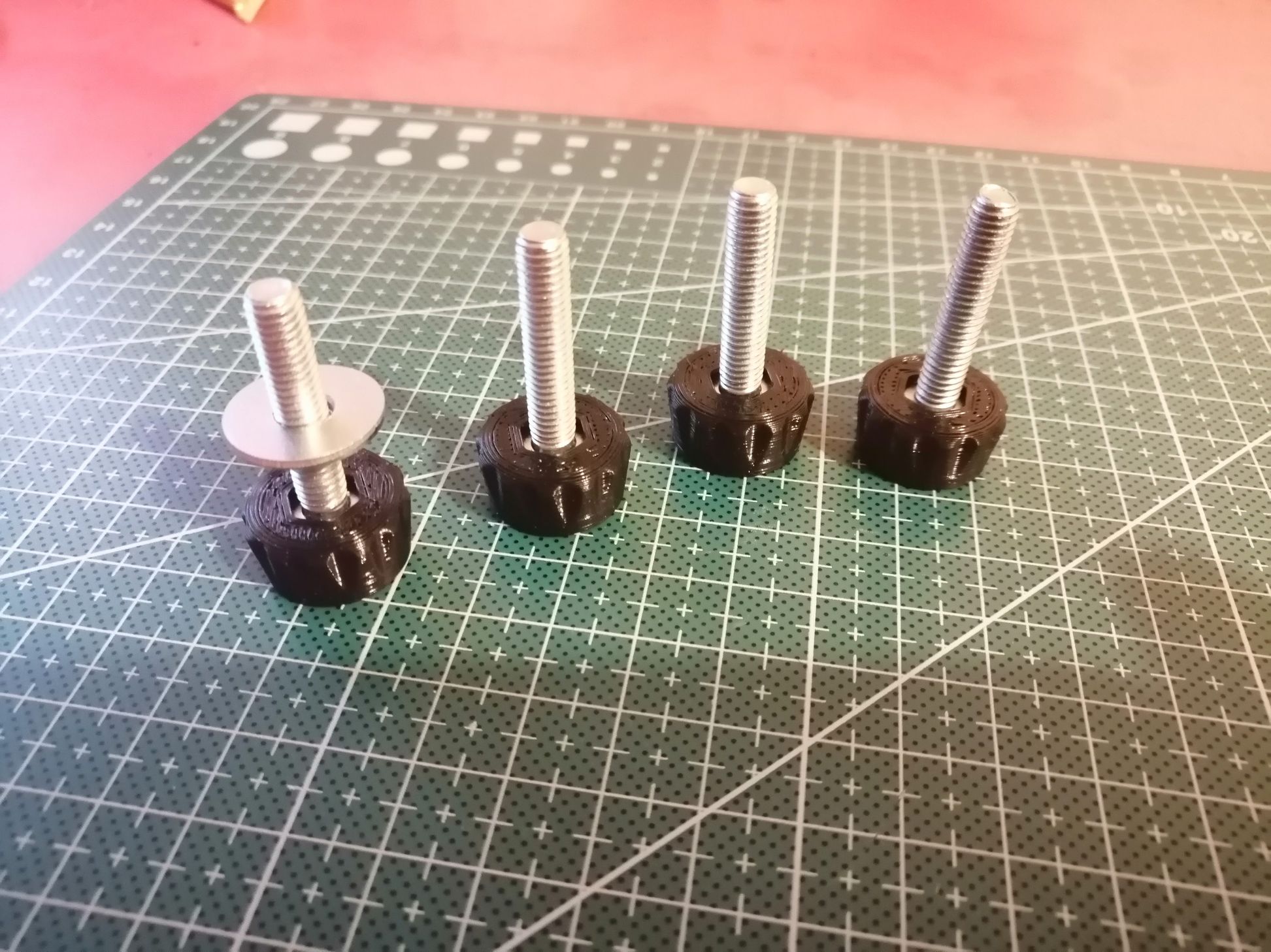 Simple snap-in TPU height adjustable M6 hex bolt feet
