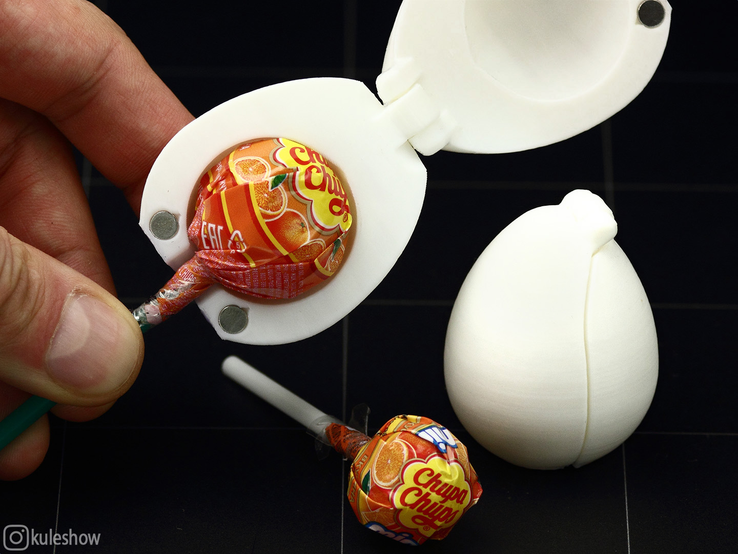 Egg Holder for Chupa Chups