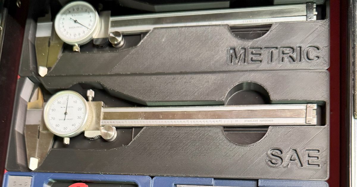 Gridfinity 6＂ Dial Caliper Holder by LennoxX | Download free STL