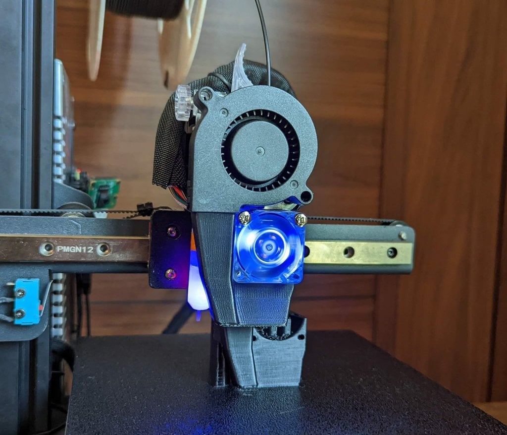 Slim and lightweight 3010/5015 fan and 3D-touch mounter for Kingroon KP3S
