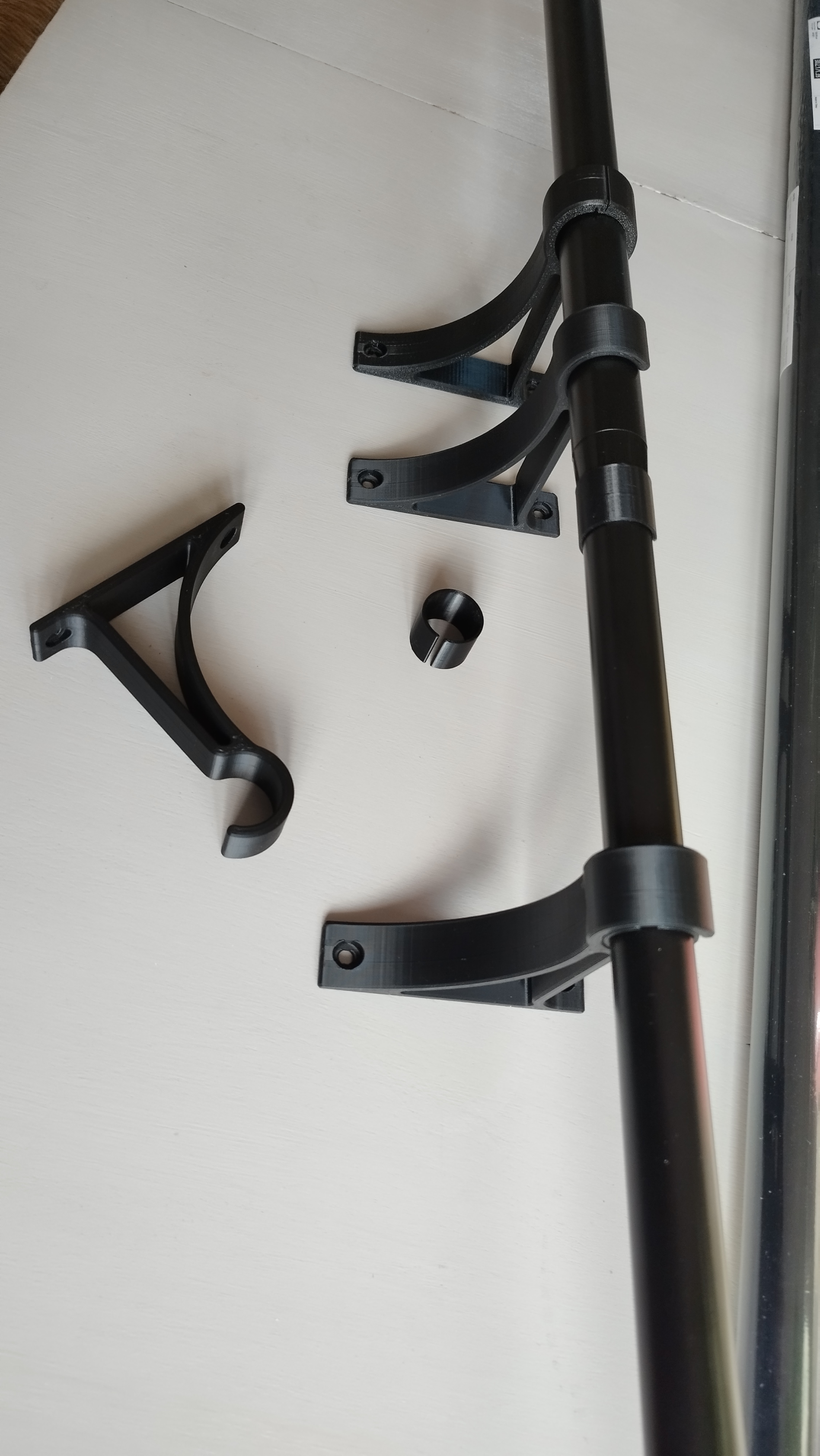Curtain rod holder - Support tringle à rideaux (Ikea Hugad)