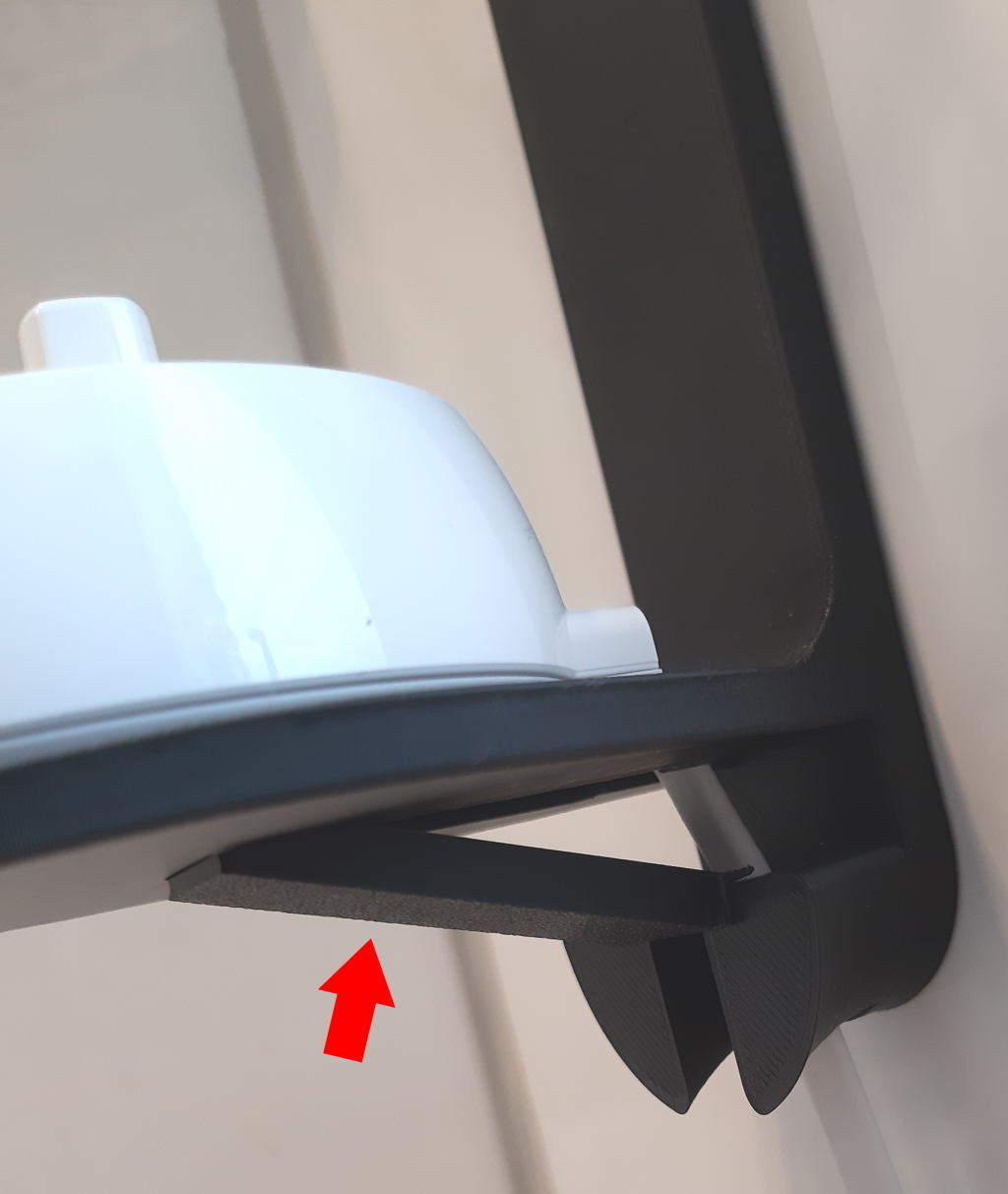Support bracket for Oral B universal charger stand