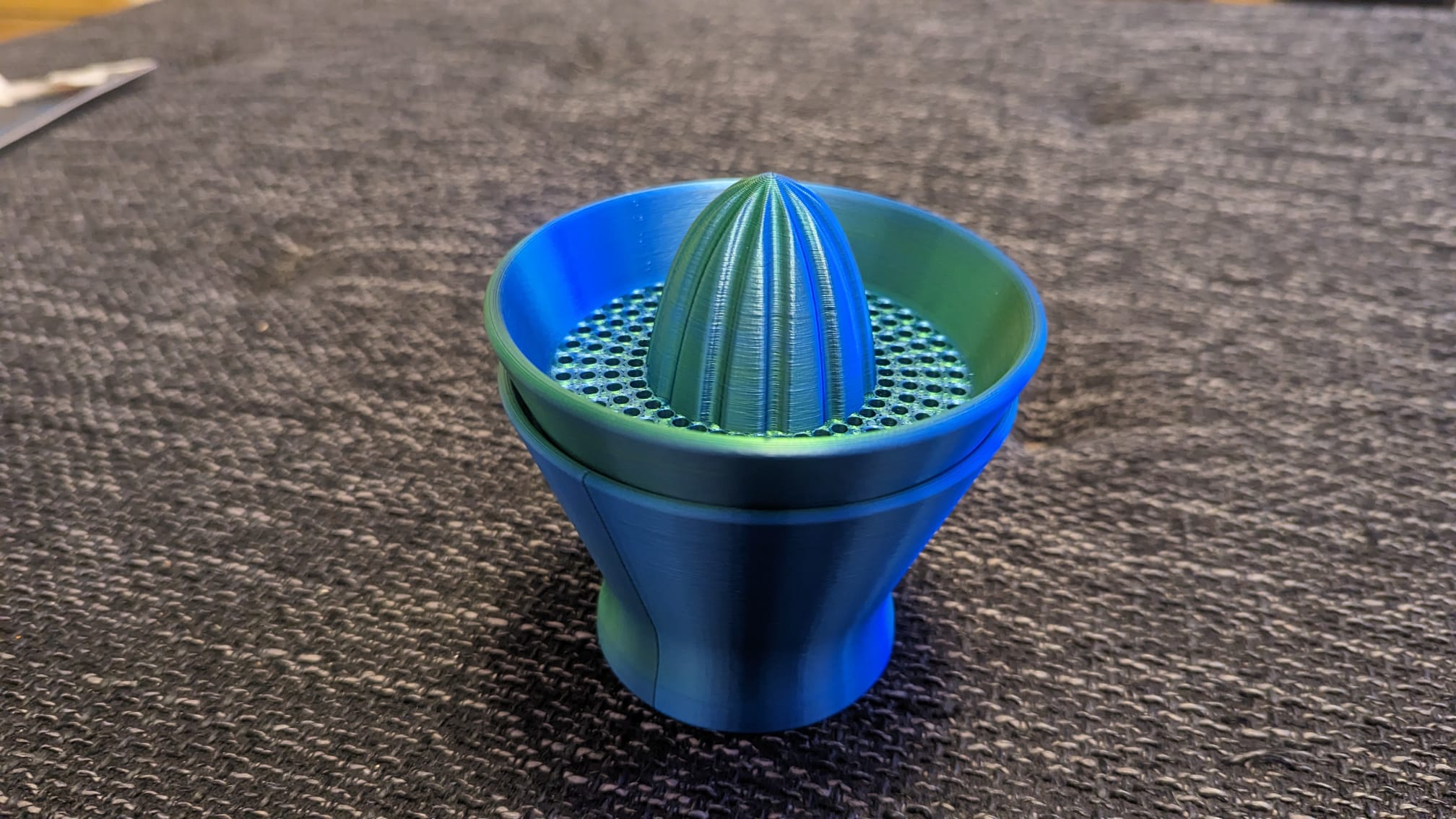 Citrus juicer by Nino Angelow Download free STL model