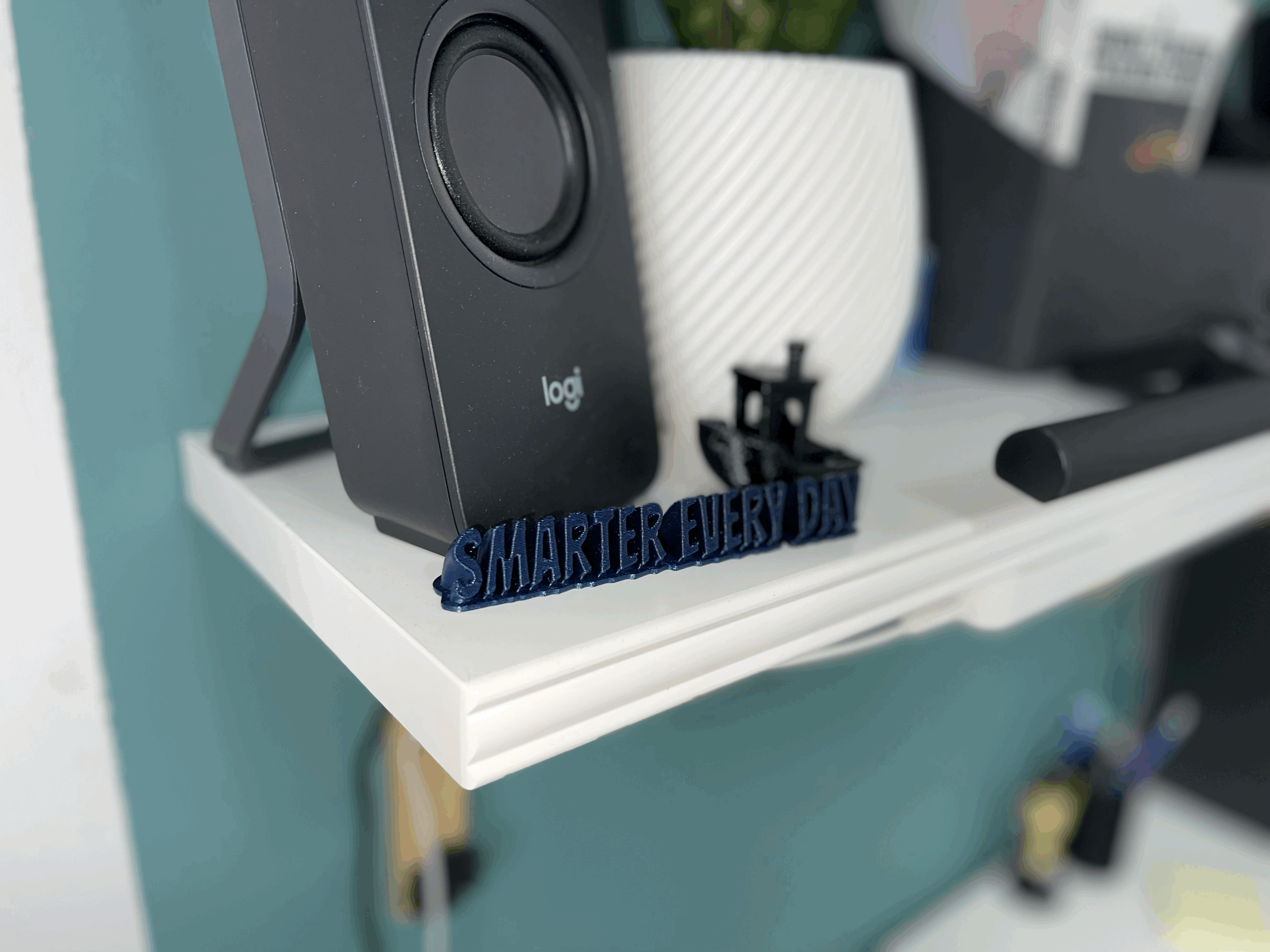 "SMARTER EVERY DAY" 3D Text