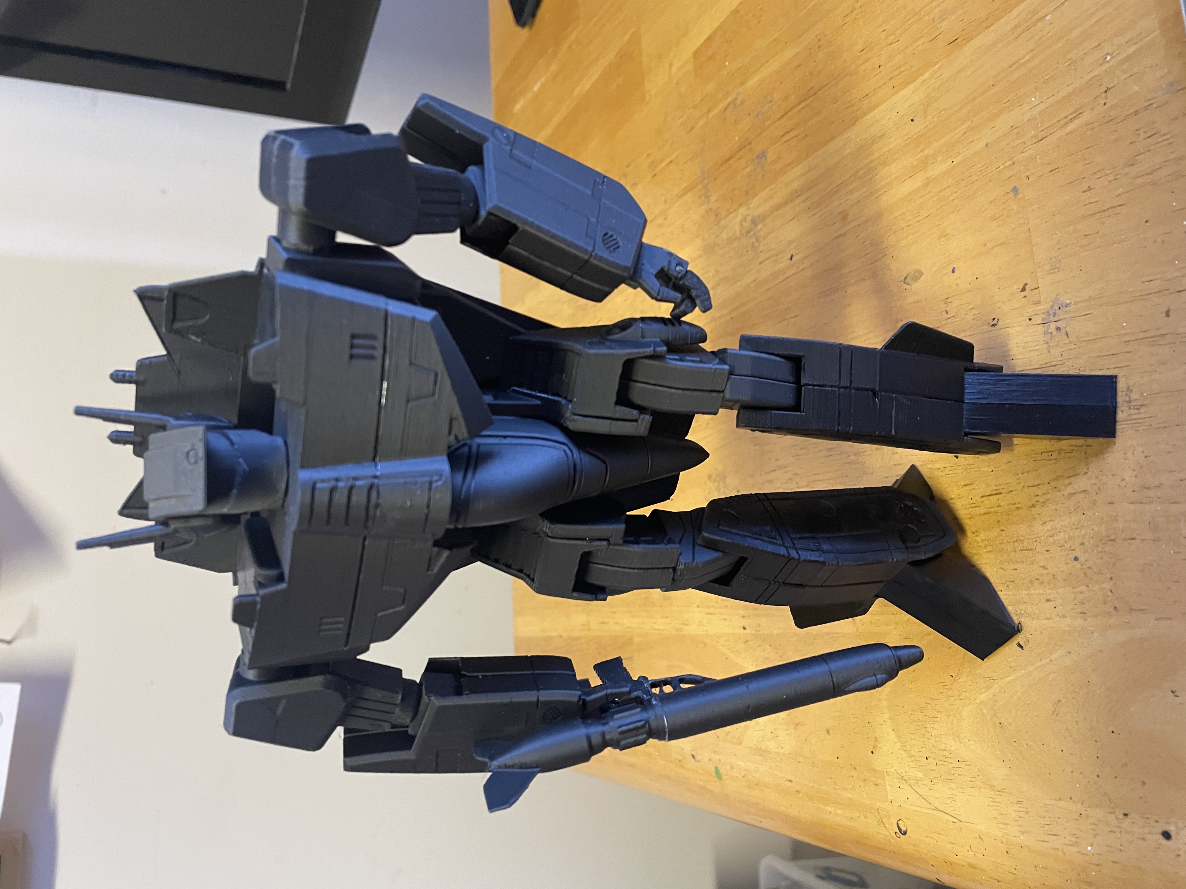 VF-1J Valkyrie - Battloid Mode