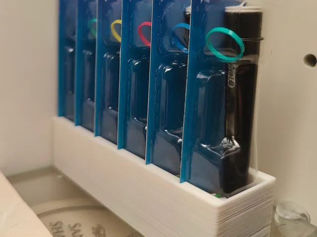 Braun Oral B - Replacement brushes holder